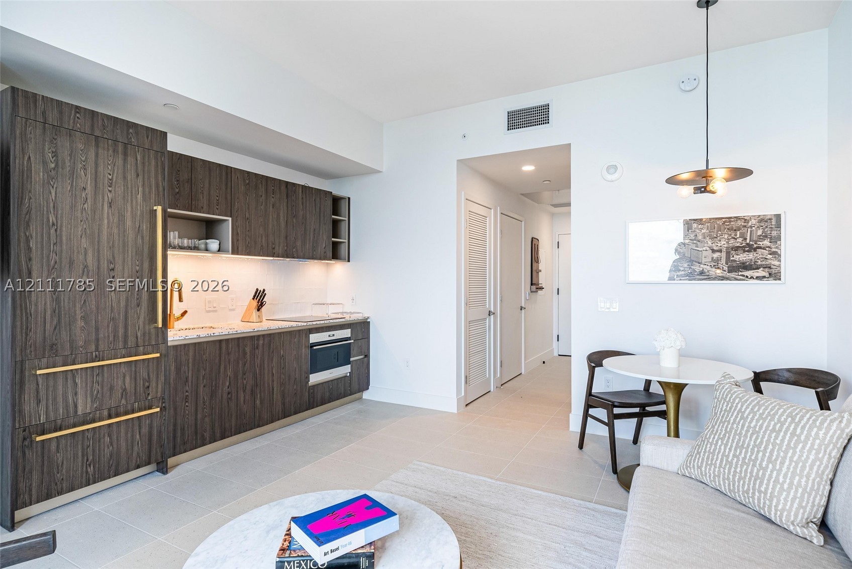 image Gale Residences15