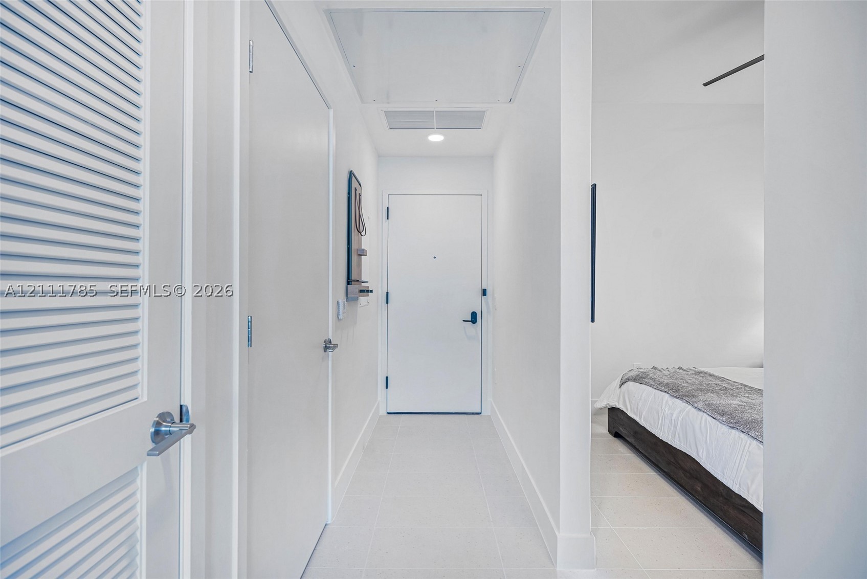 image Gale Residences26