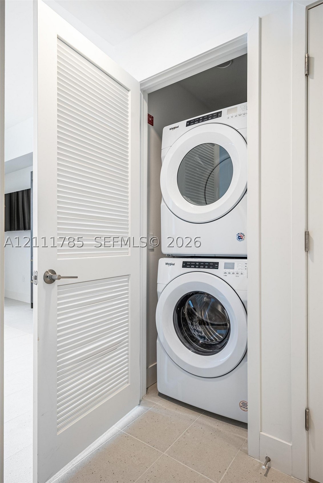 image Gale Residences28