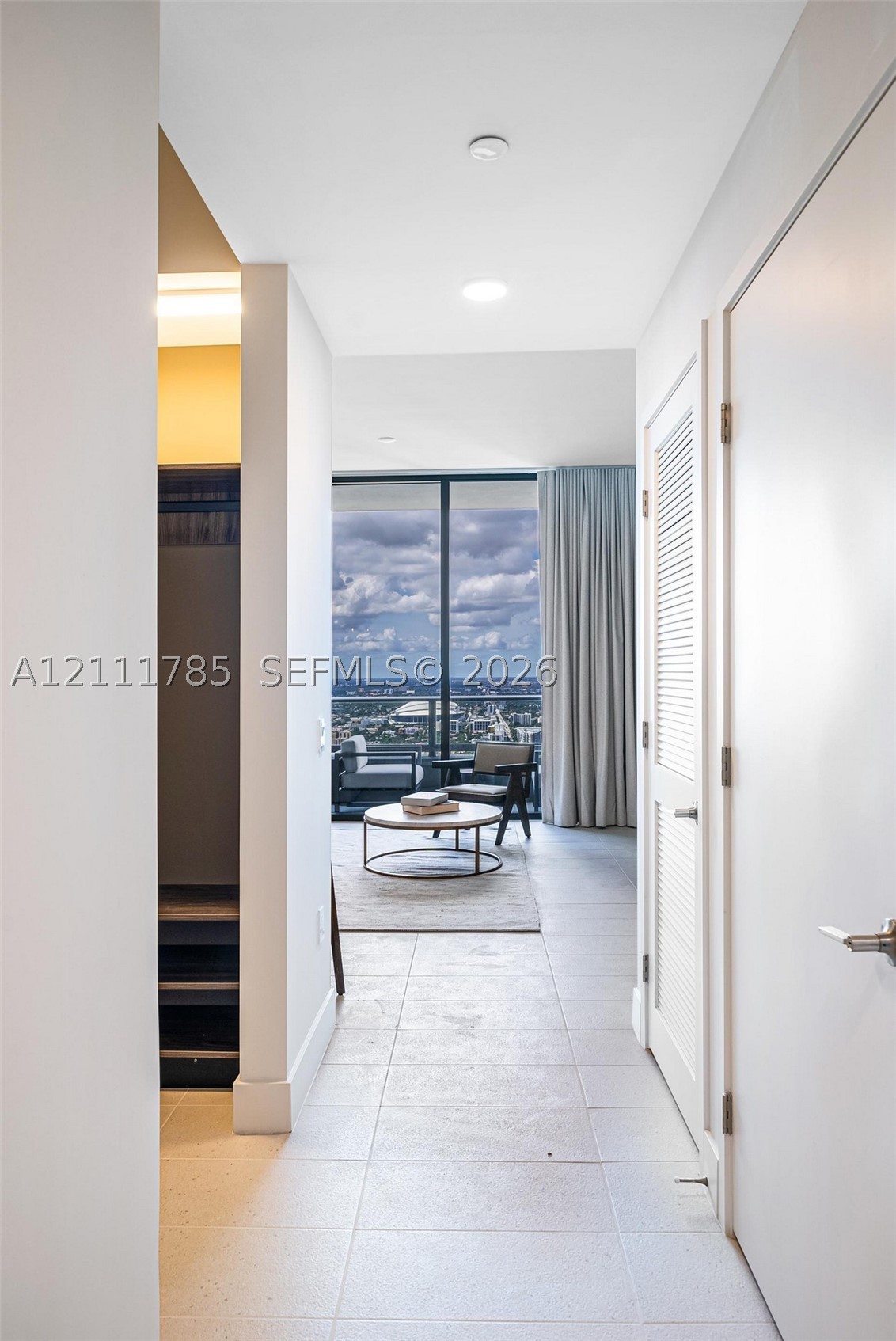 image Gale Residences30
