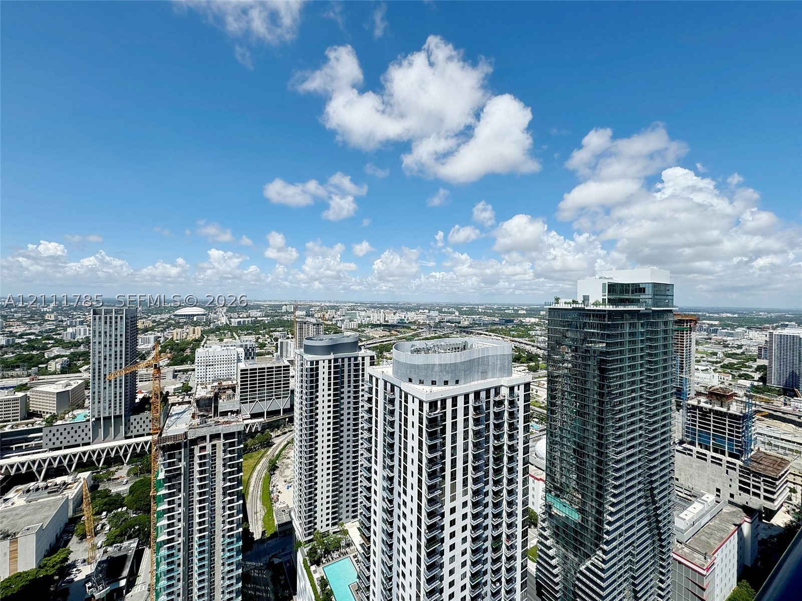 image Gale Residences51