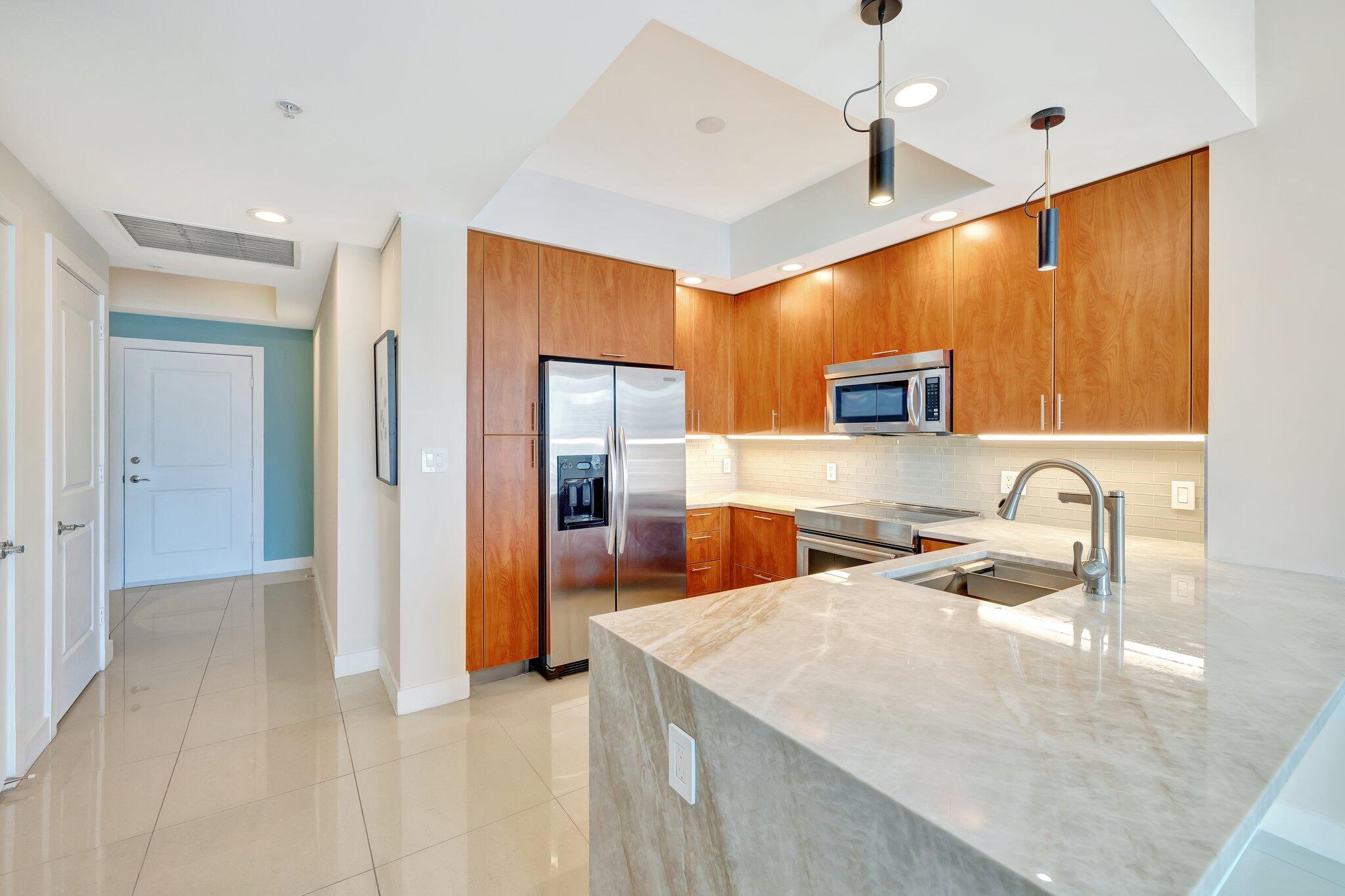 315 NE 3rd #1505 Fort Lauderdale, FL 33301