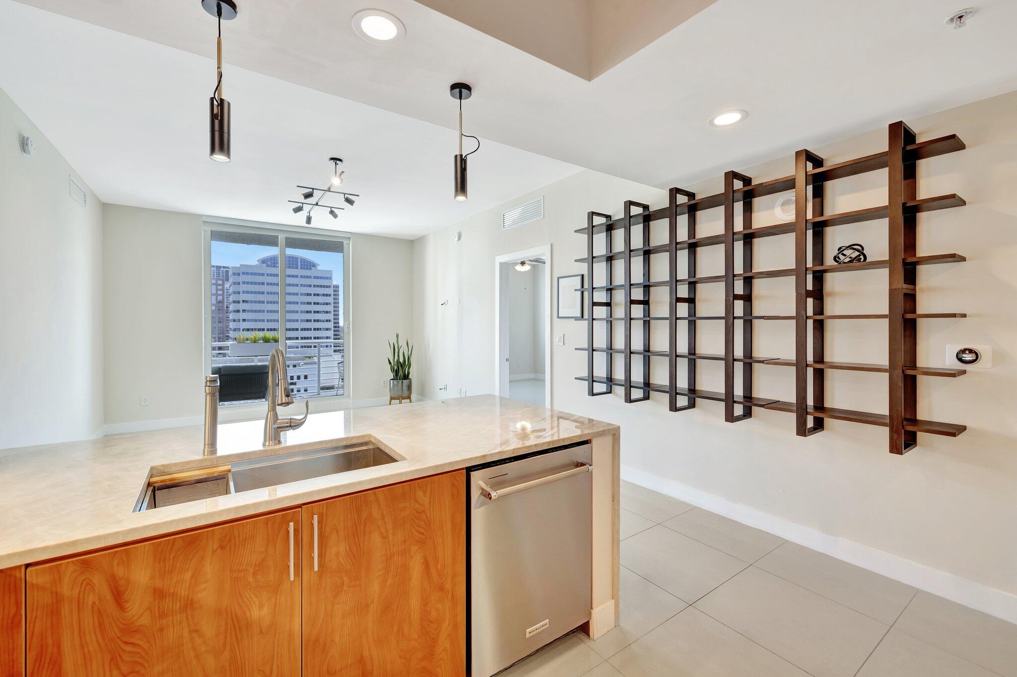 315 NE 3rd #1505 Fort Lauderdale, FL 33301