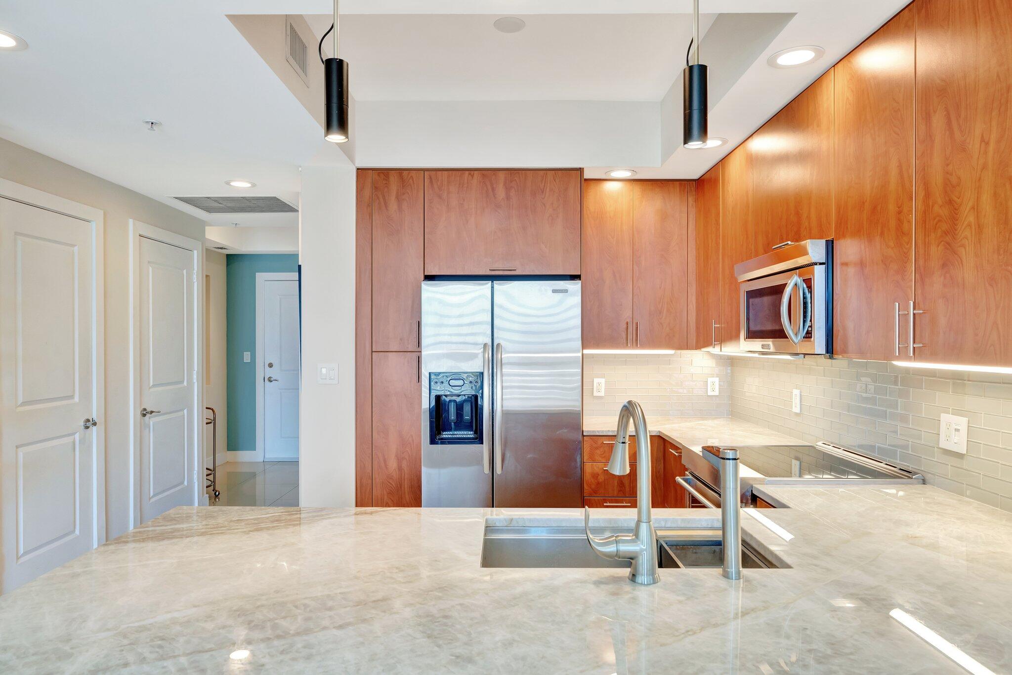 315 NE 3rd #1505 Fort Lauderdale, FL 33301