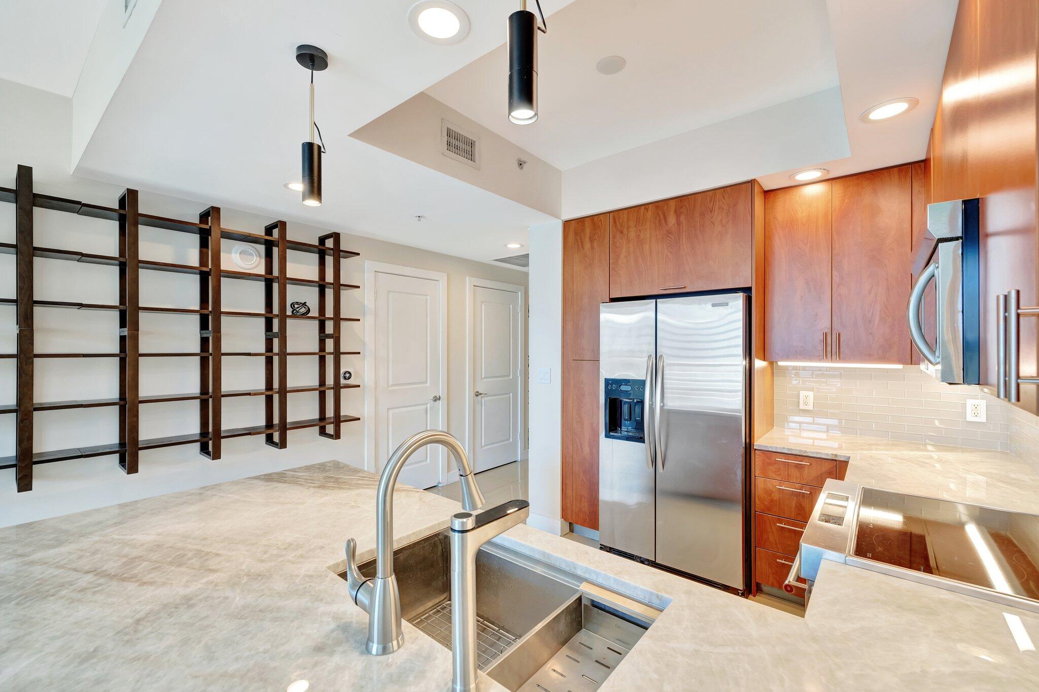 315 NE 3rd #1505 Fort Lauderdale, FL 33301