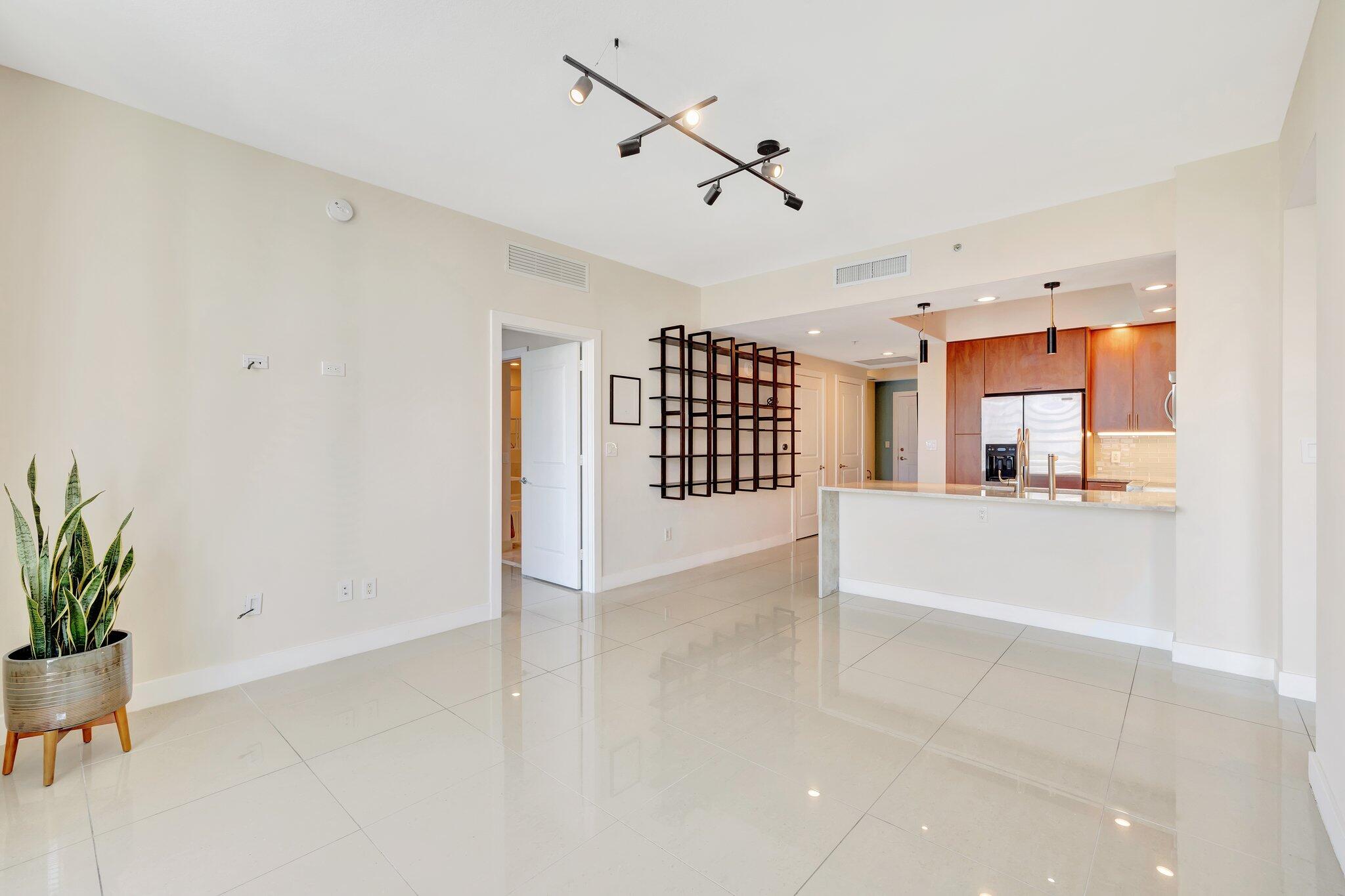 315 NE 3rd #1505 Fort Lauderdale, FL 33301