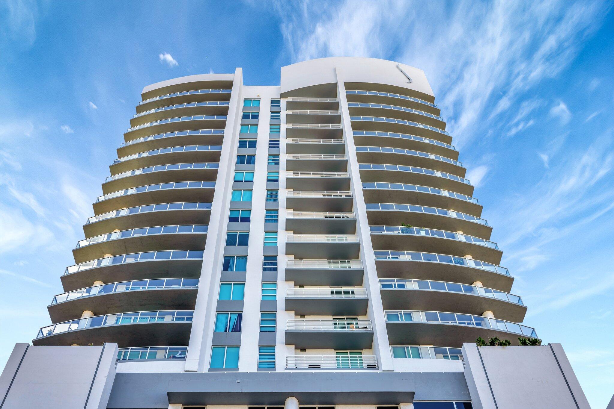 315 NE 3rd #1505 Fort Lauderdale, FL 33301