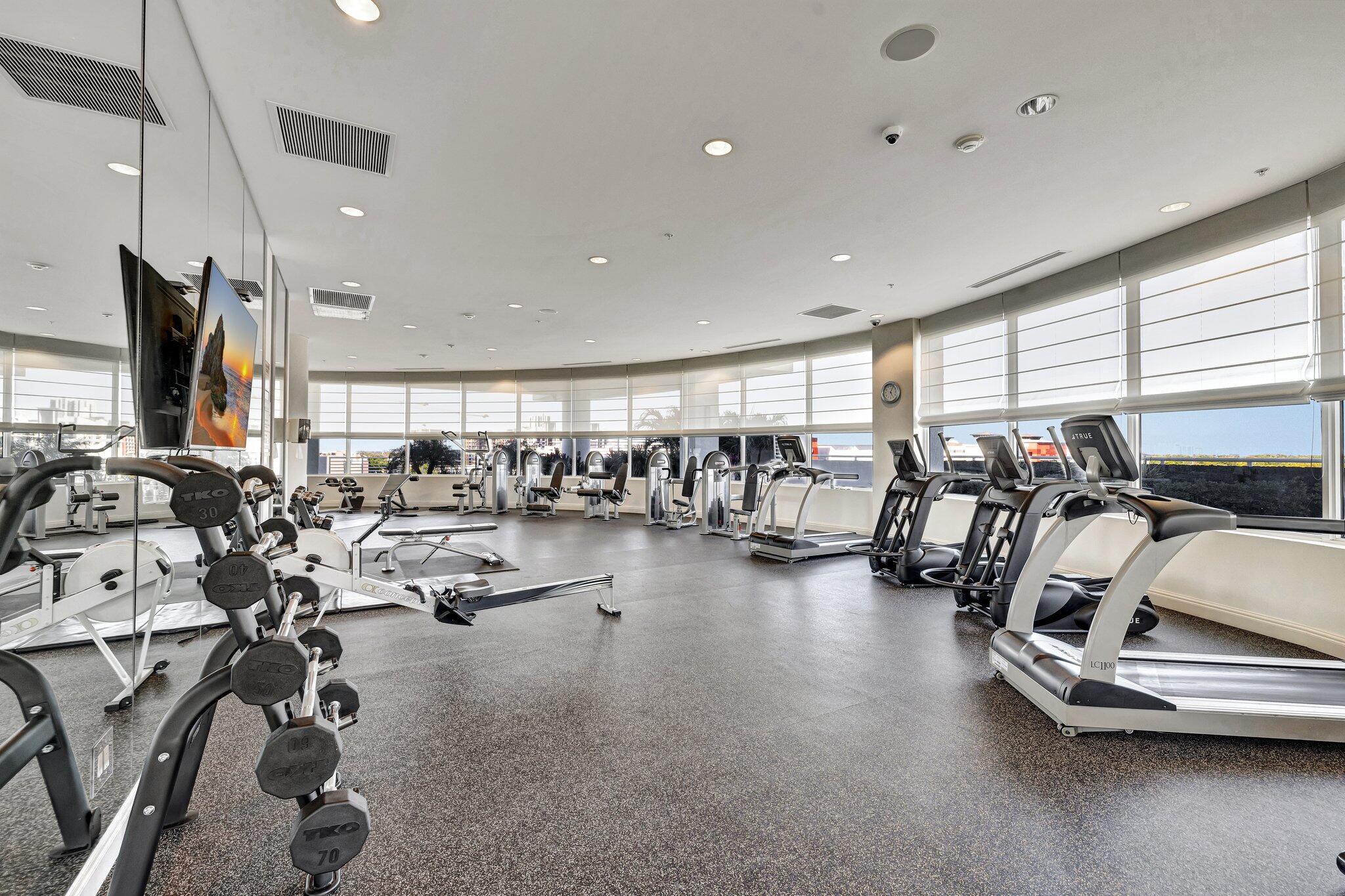 315 NE 3rd #1505 Fort Lauderdale, FL 33301