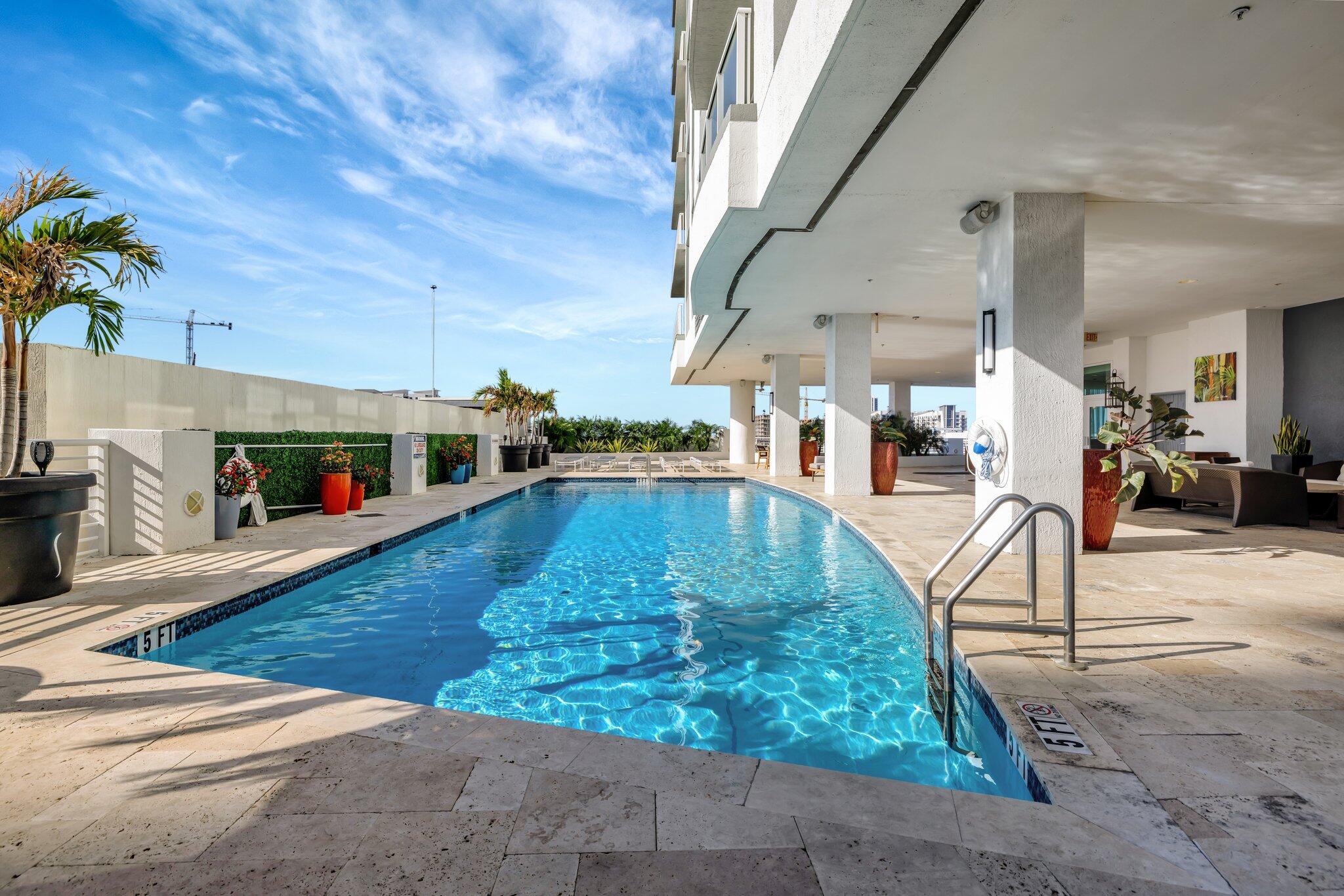 315 NE 3rd #1505 Fort Lauderdale, FL 33301