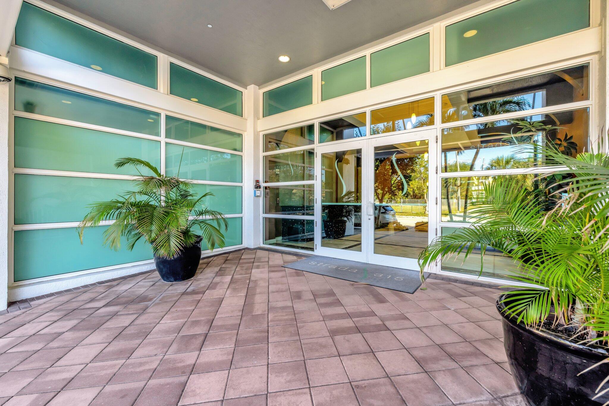 315 NE 3rd #1505 Fort Lauderdale, FL 33301