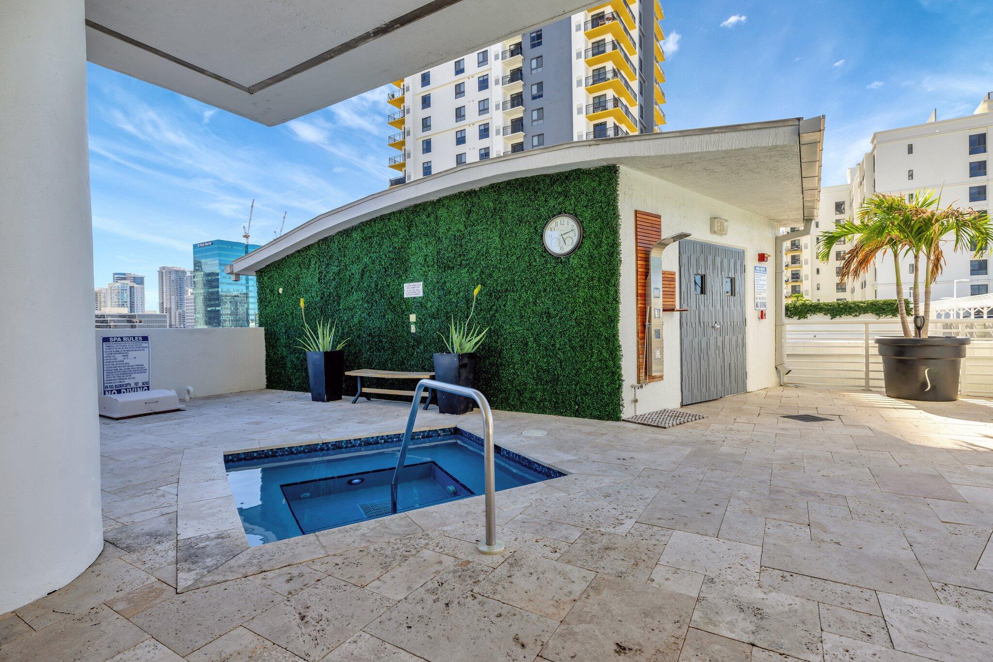 315 NE 3rd #1505 Fort Lauderdale, FL 33301