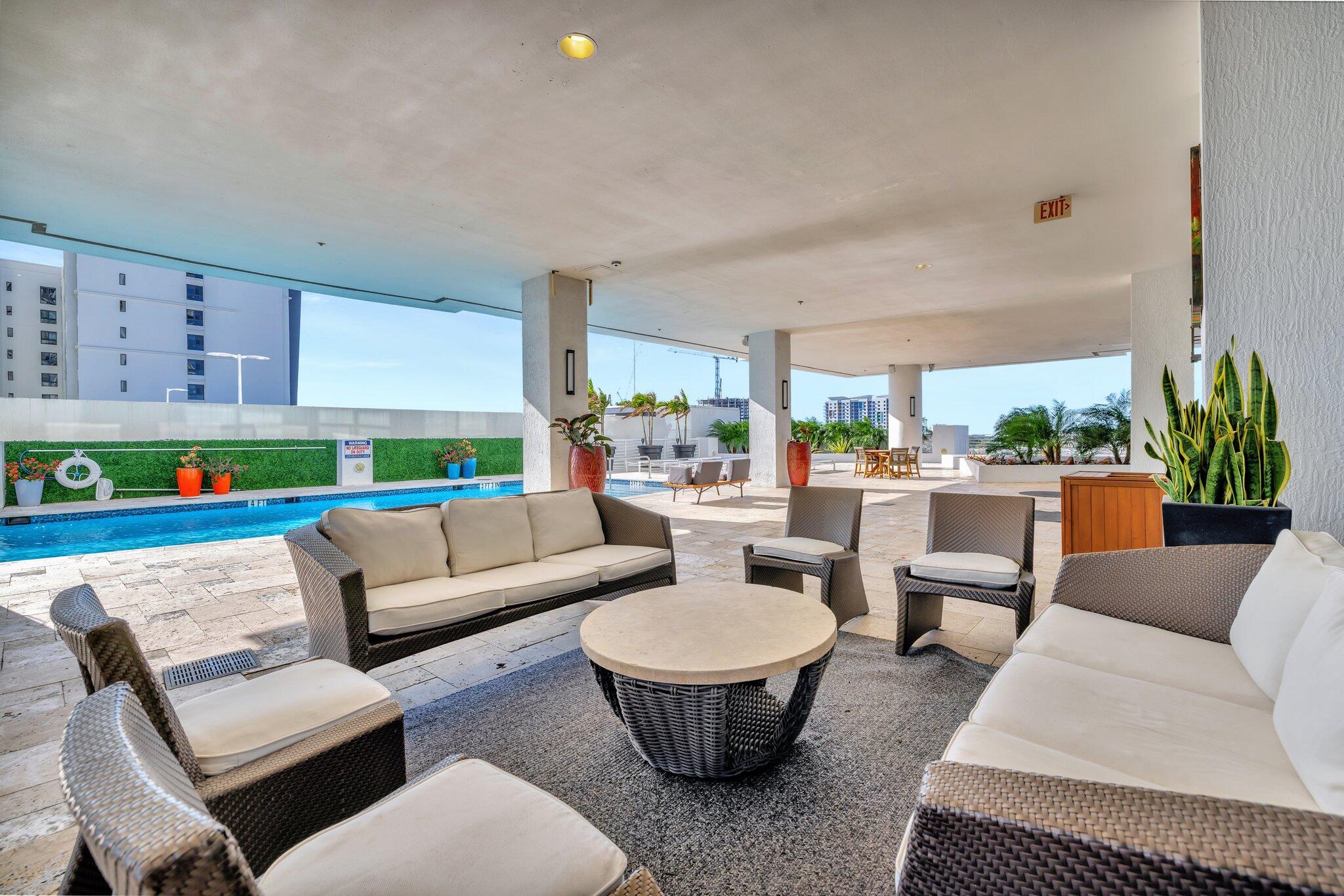 315 NE 3rd #1505 Fort Lauderdale, FL 33301