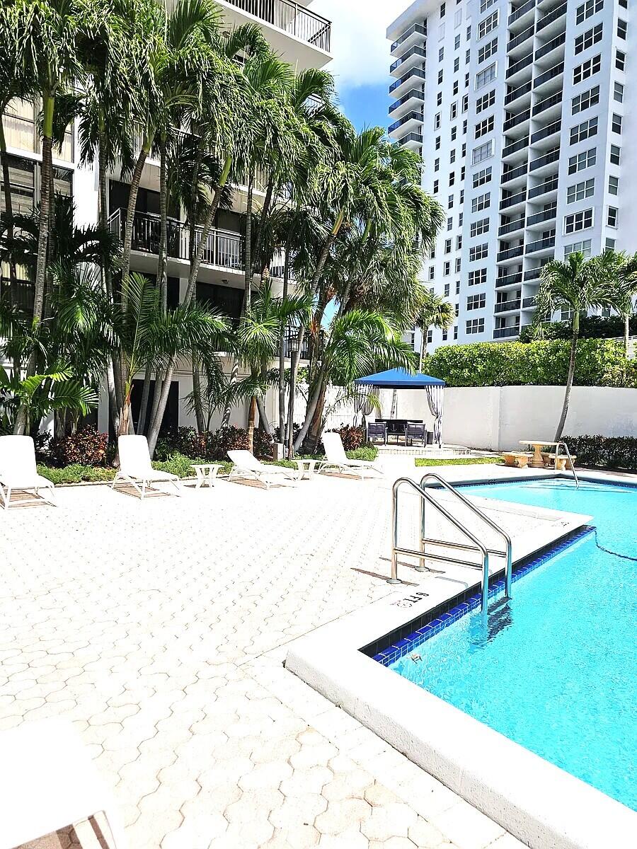 3031 N Ocean #805 Fort Lauderdale, FL 33308