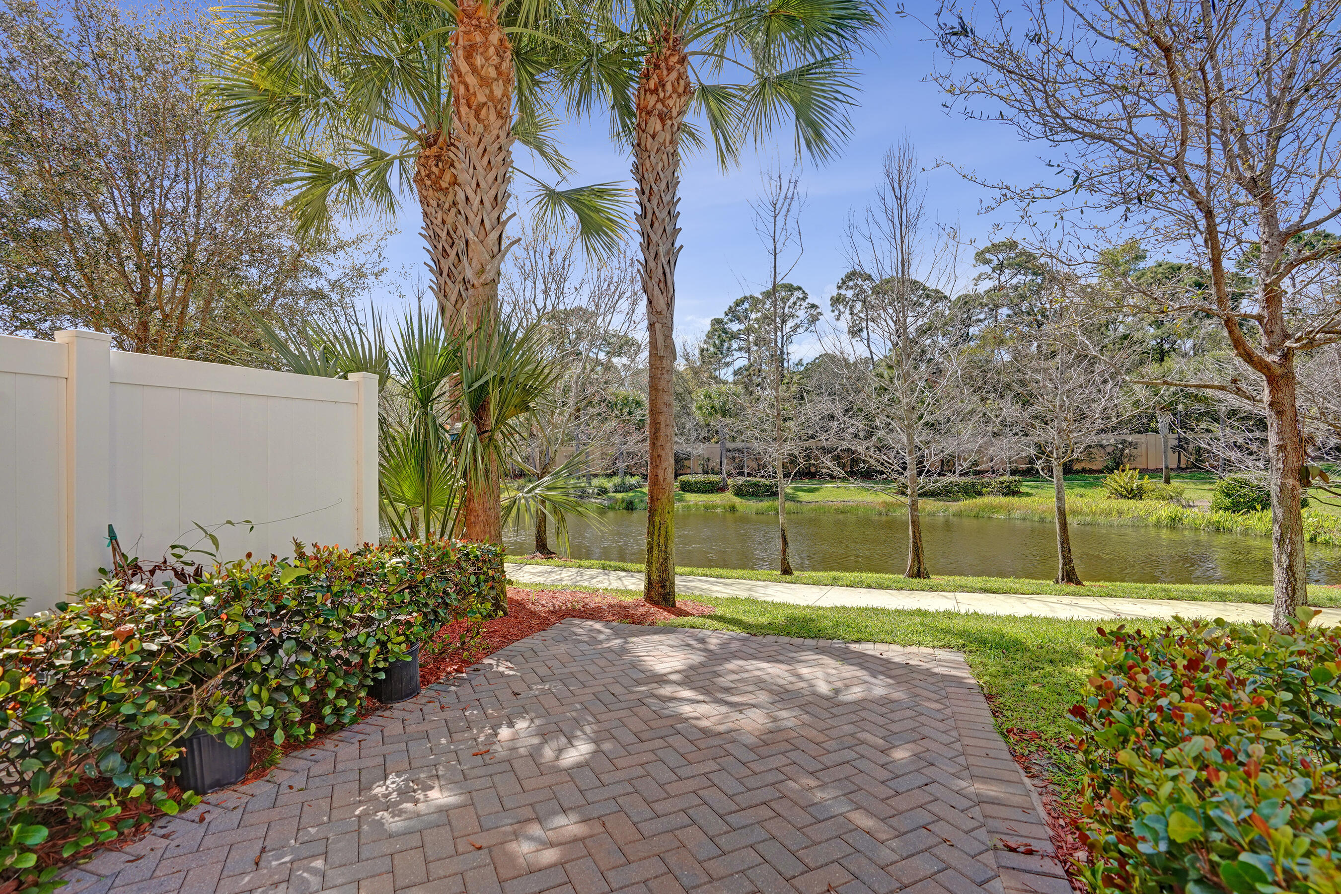 5889 Monterra Clb Lake Worth, FL 33463