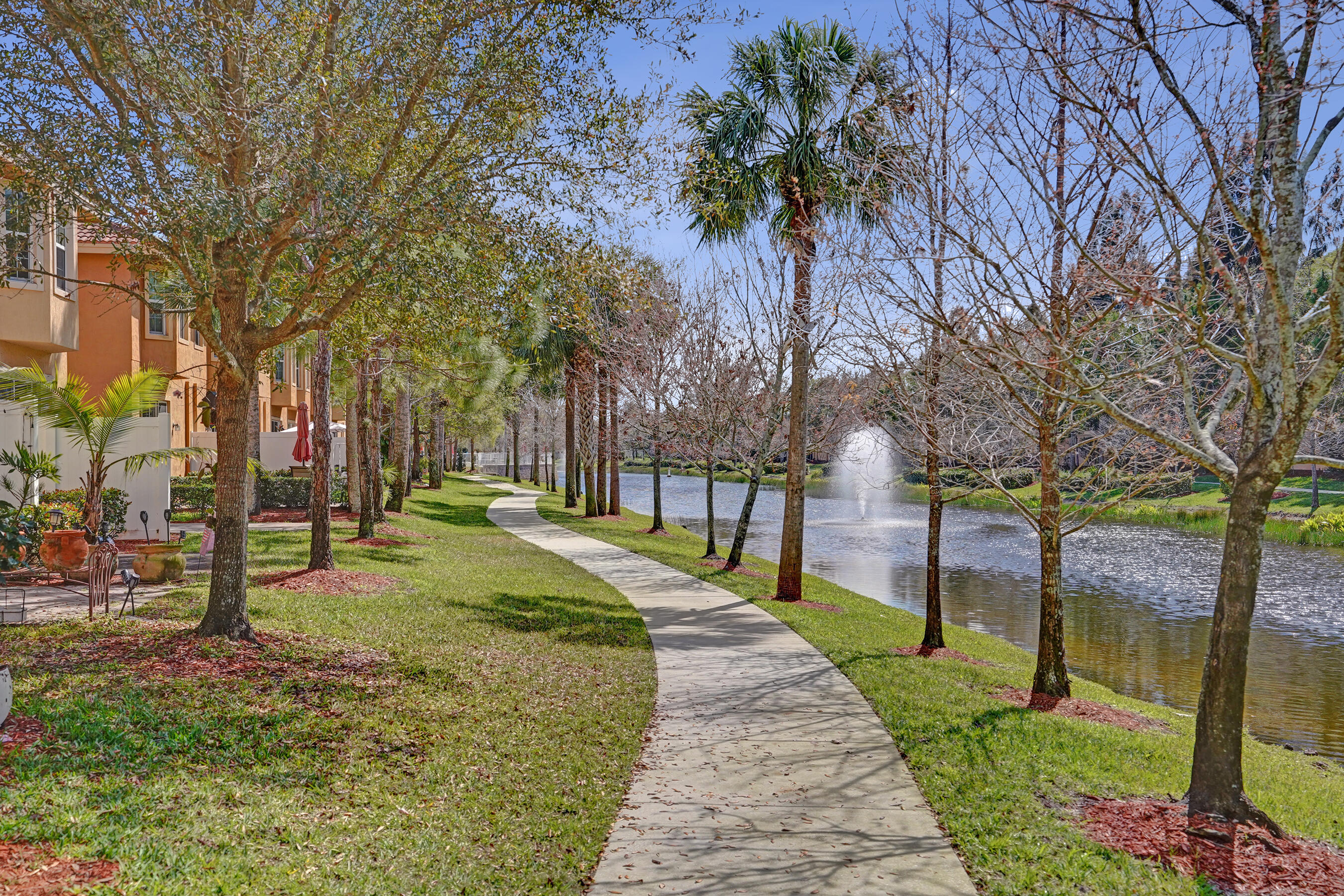 5889 Monterra Clb Lake Worth, FL 33463