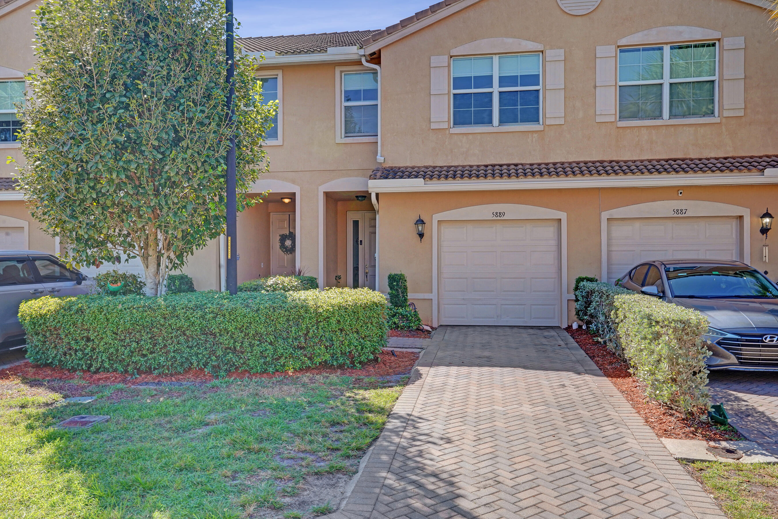 5889 Monterra Clb Lake Worth, FL 33463