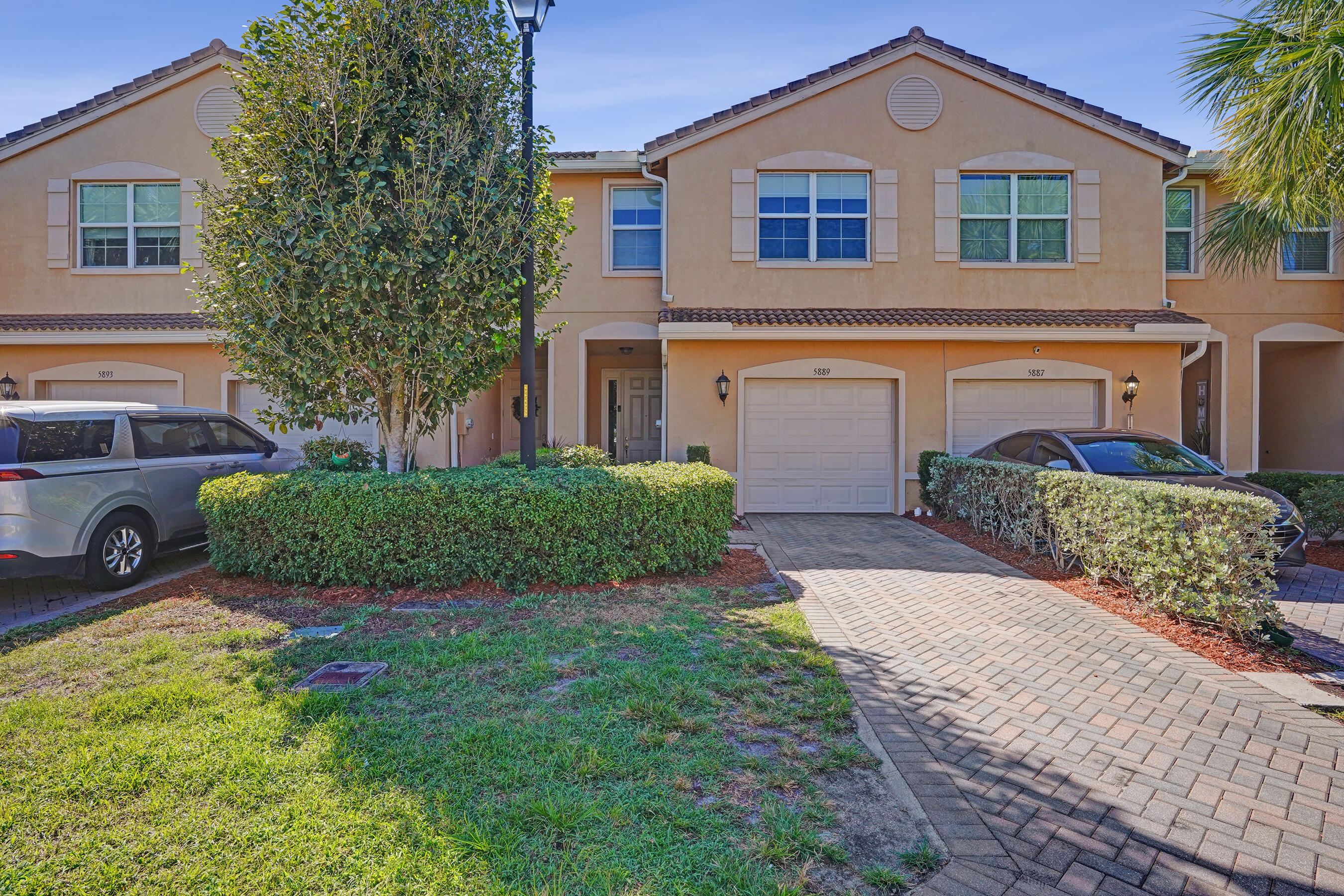 5889 Monterra Clb Lake Worth, FL 33463