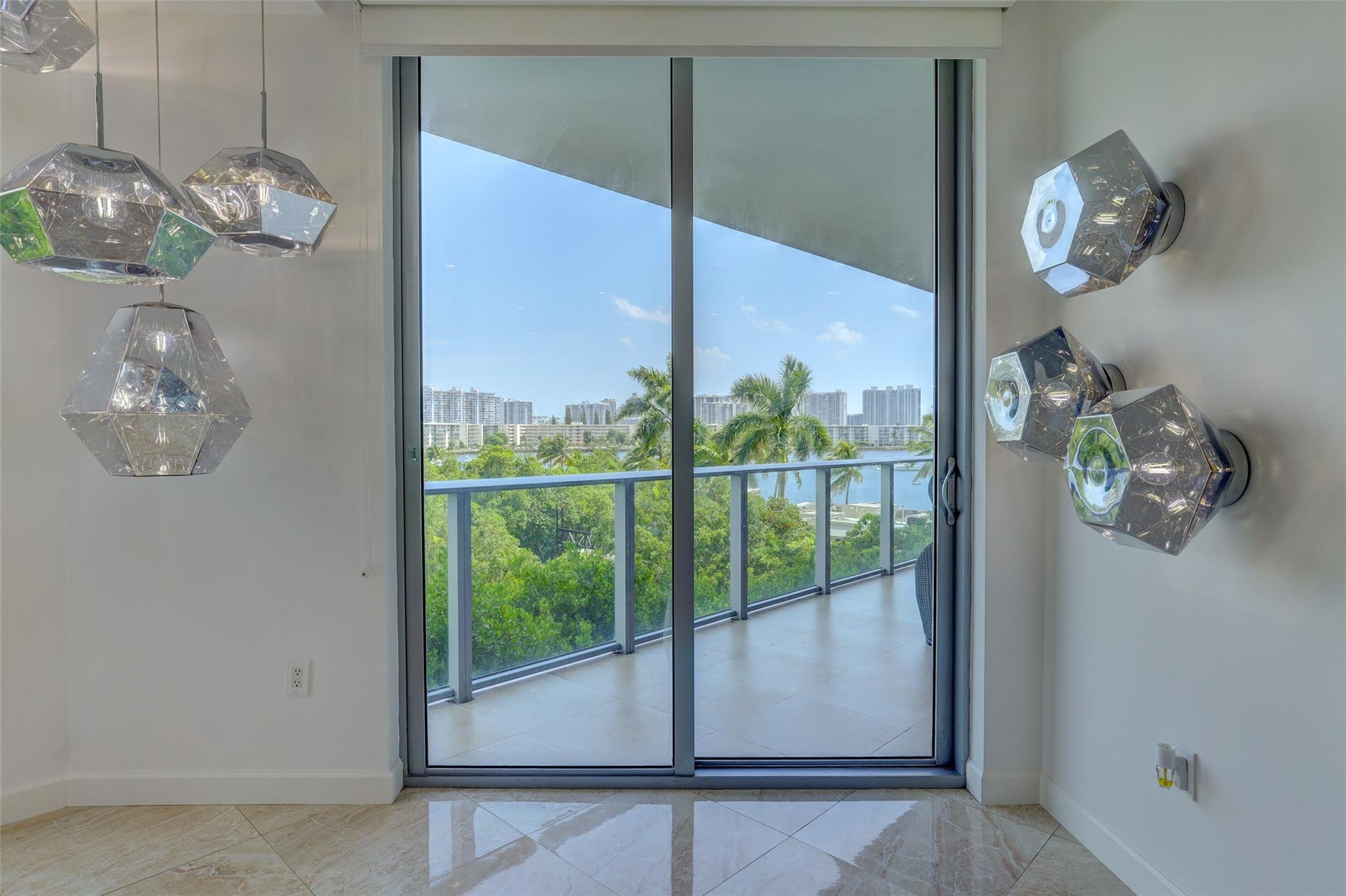 image Marina Palms Residences North Condo9