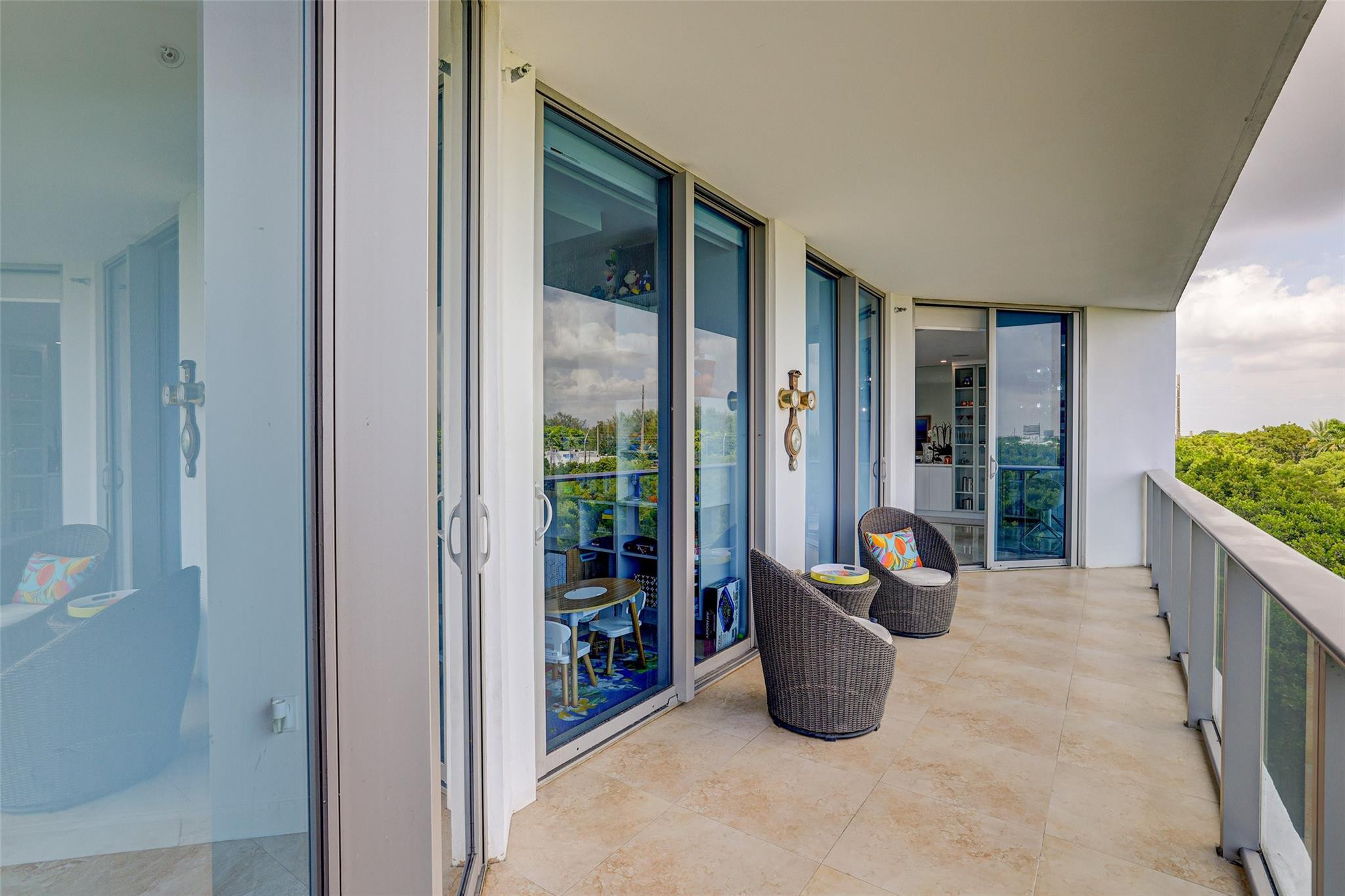 image Marina Palms Residences North Condo21