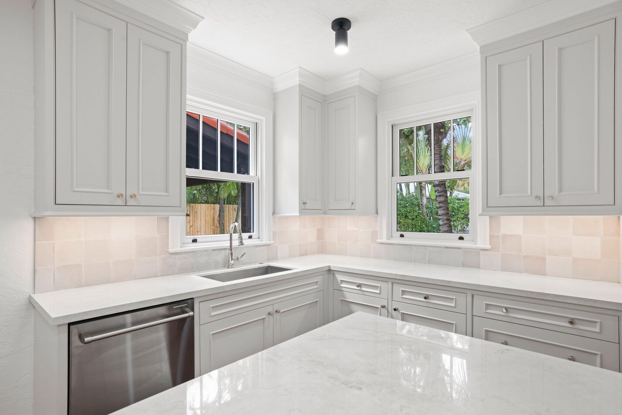 429 30th West Palm Beach, FL 33407