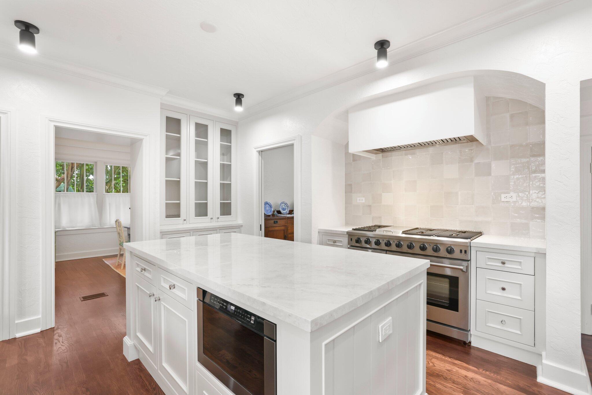 429 30th West Palm Beach, FL 33407