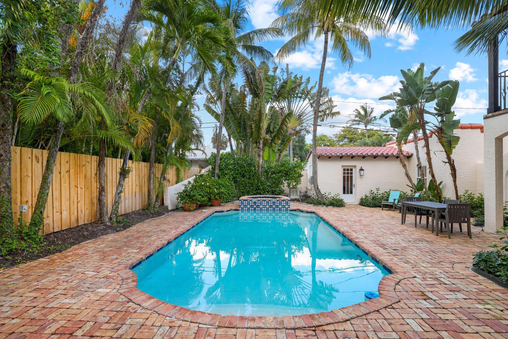 429 30th West Palm Beach, FL 33407