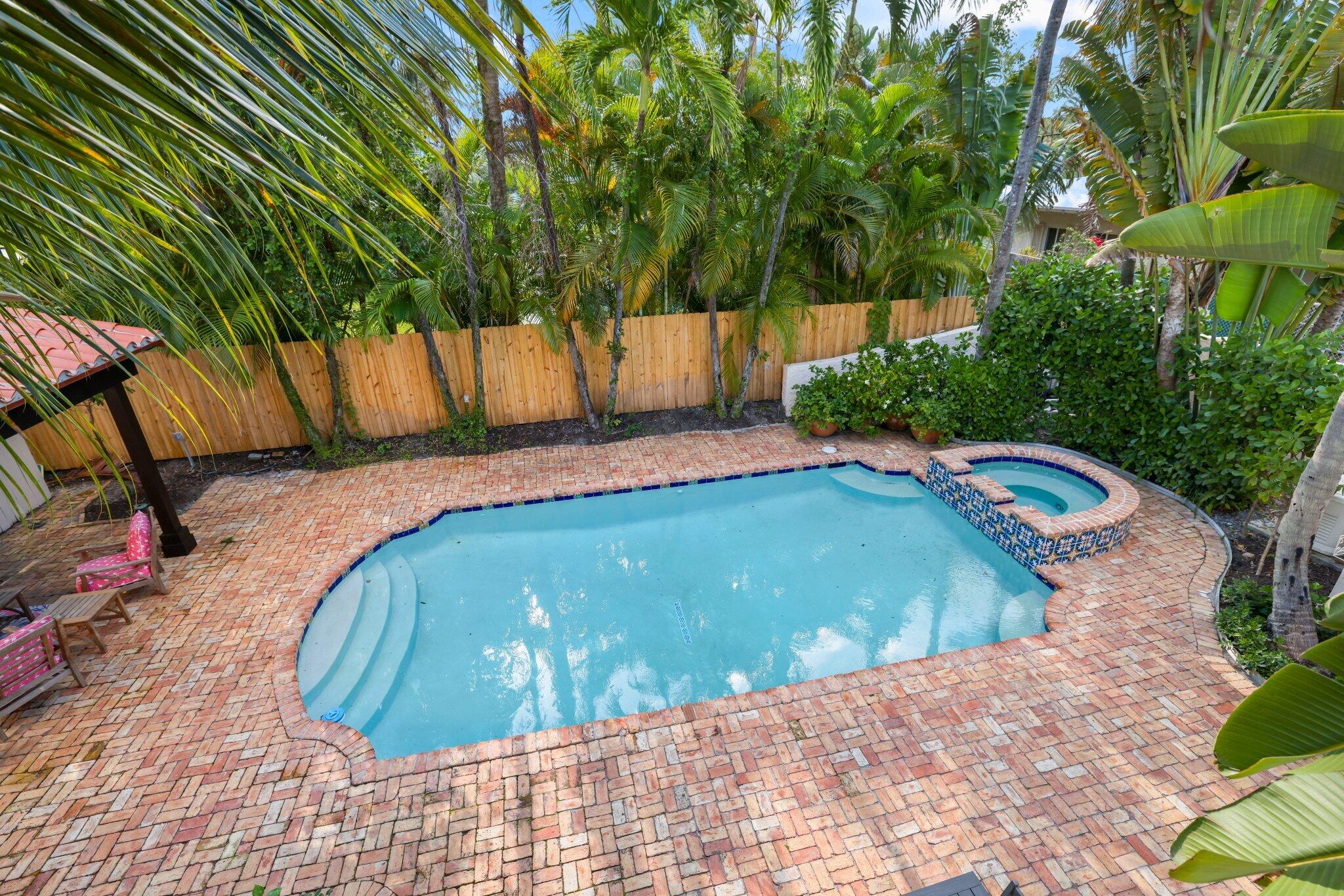 429 30th West Palm Beach, FL 33407