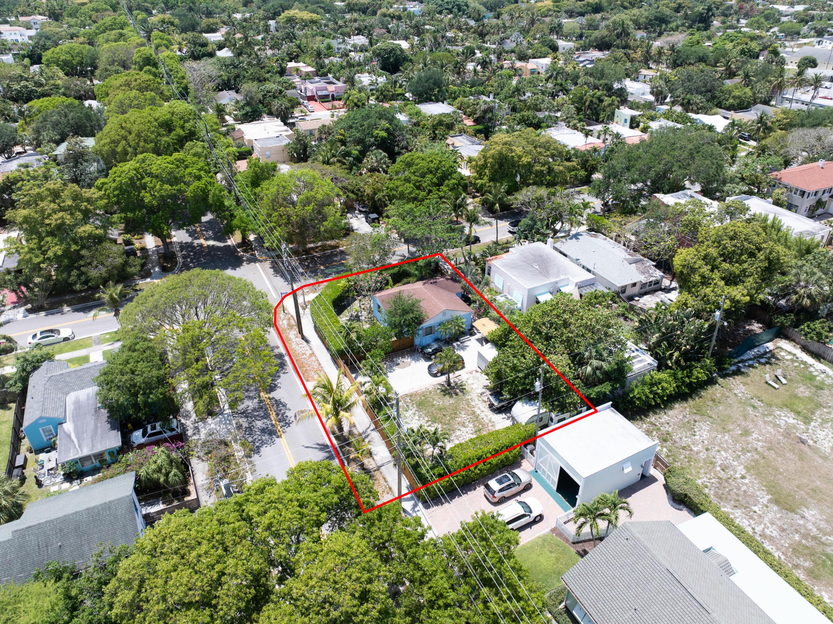 1915 Lake West Palm Beach, FL 33401