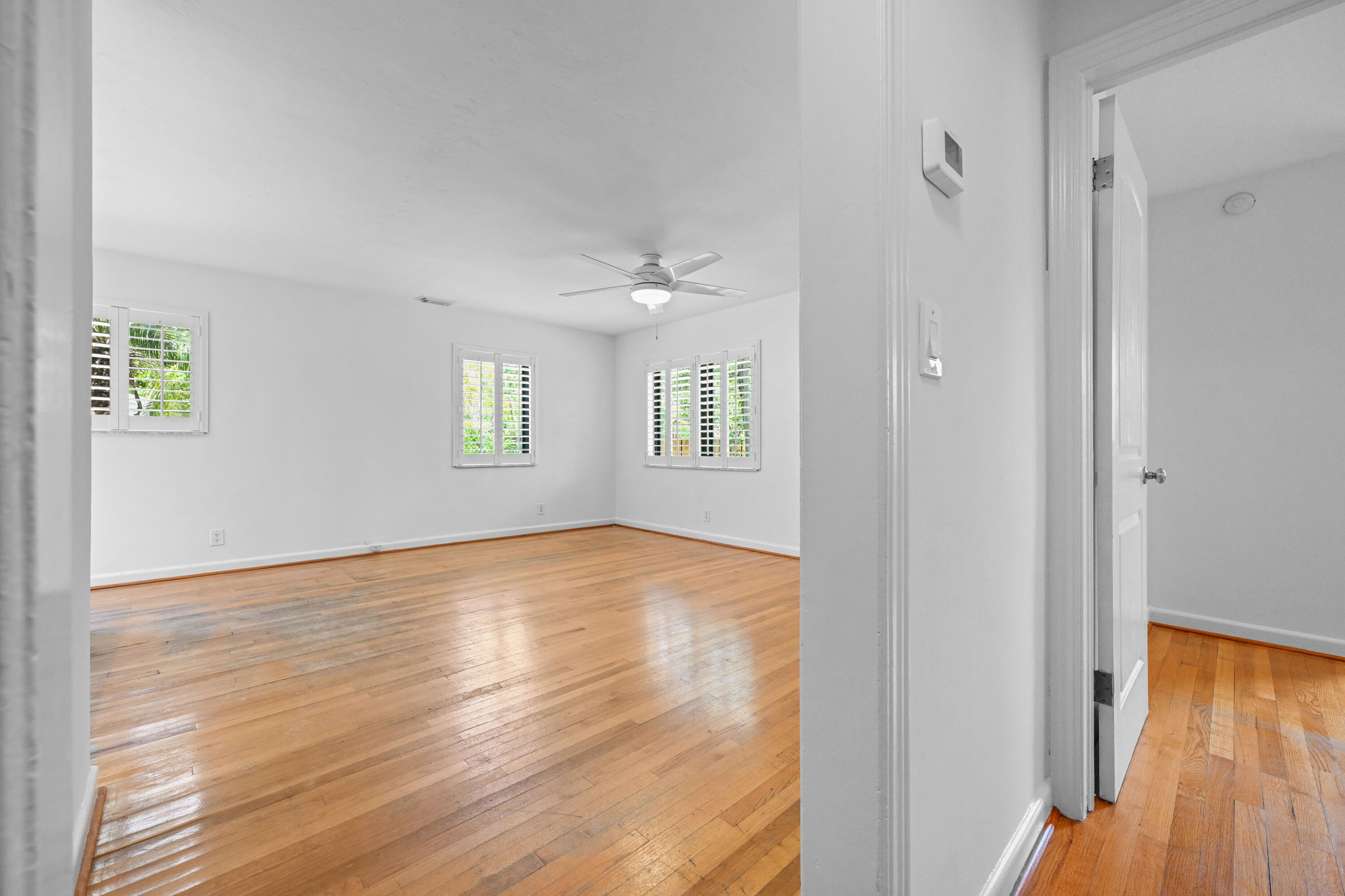 1915 Lake West Palm Beach, FL 33401