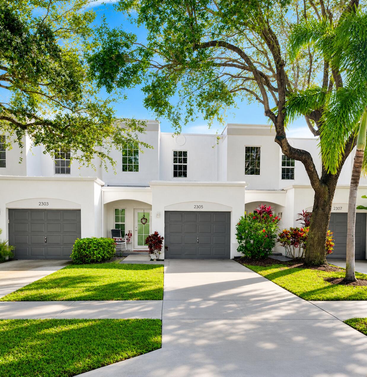 2305 Florida #2305