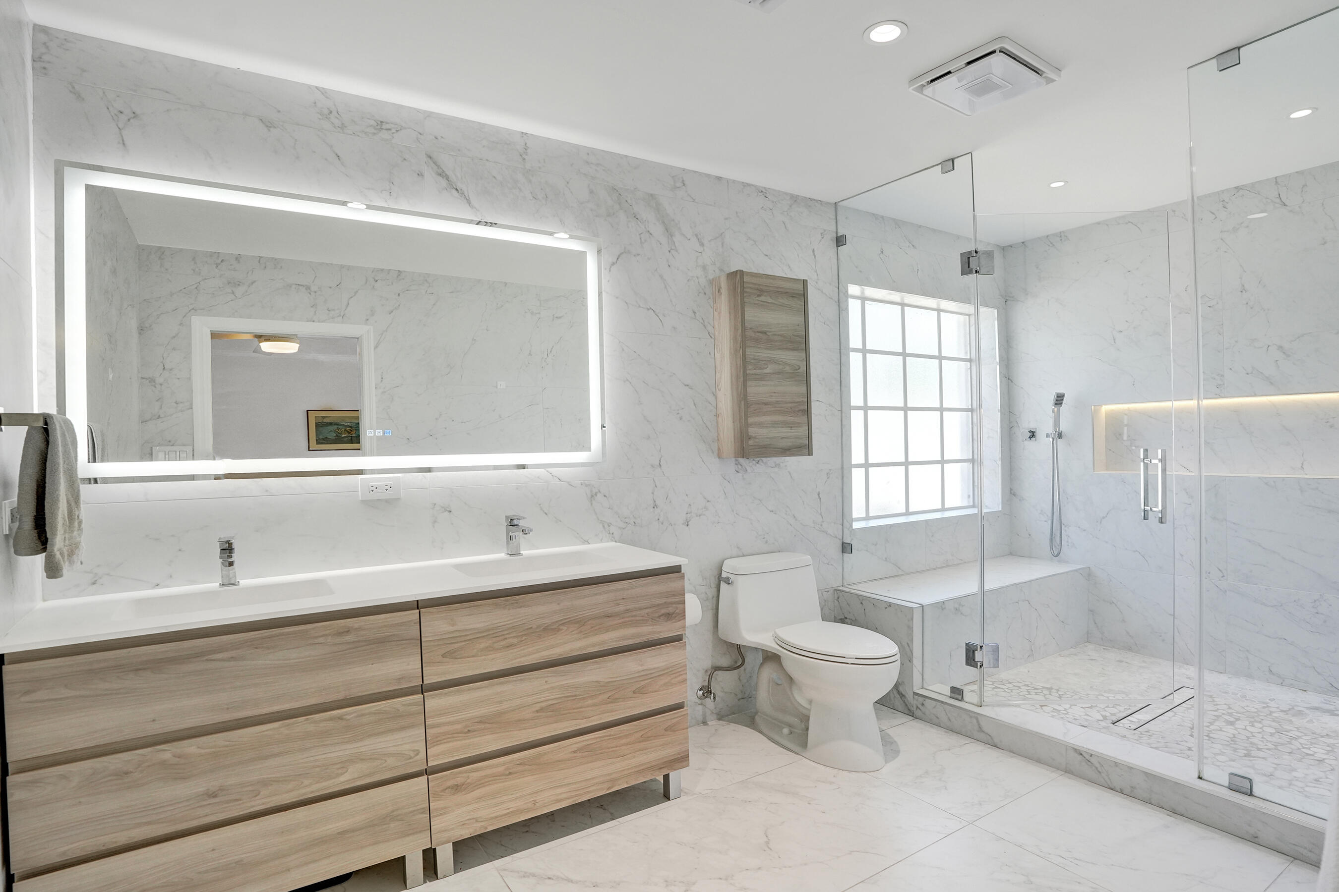 3930 NE 21st Fort Lauderdale, FL 33308