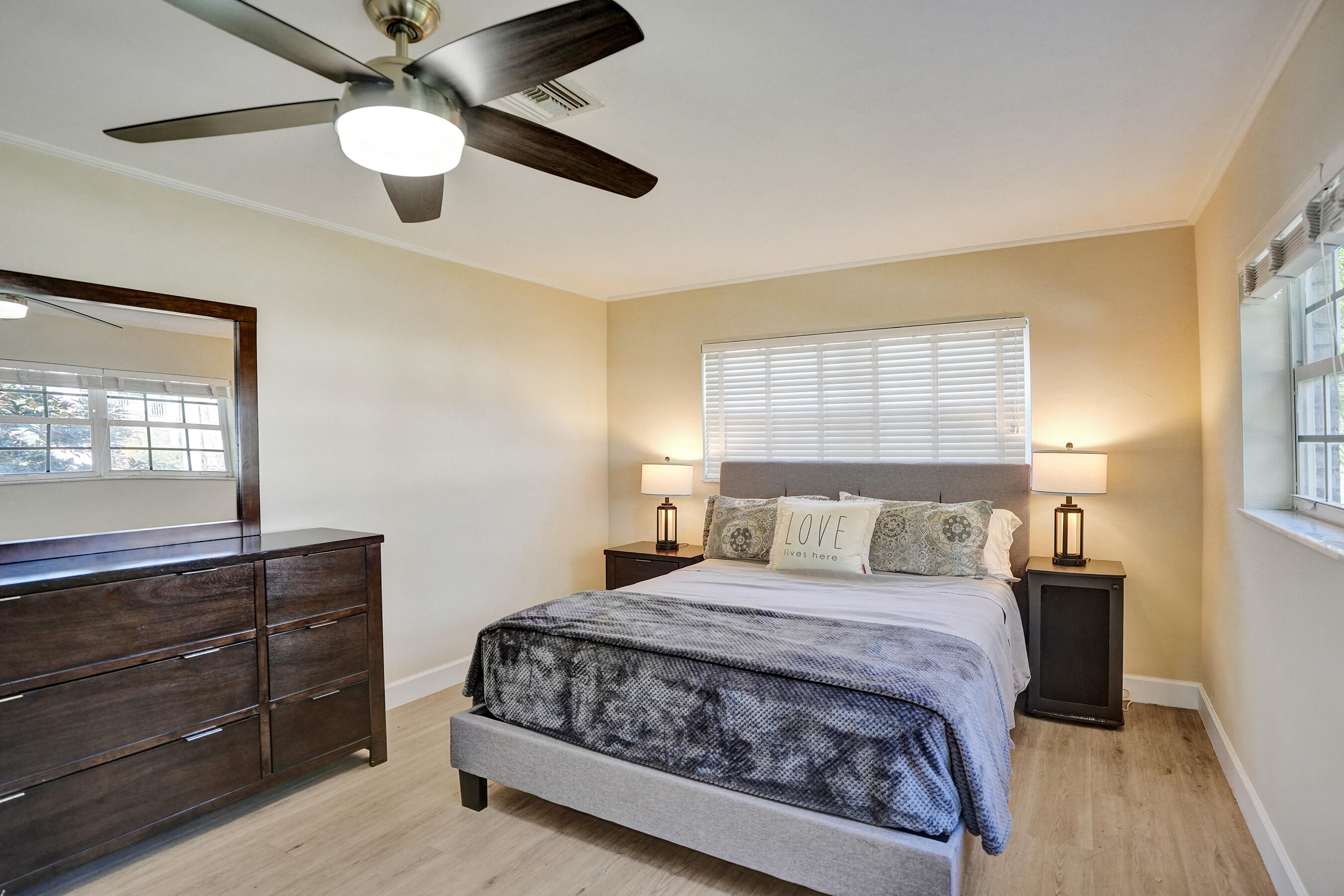 3930 NE 21st Fort Lauderdale, FL 33308