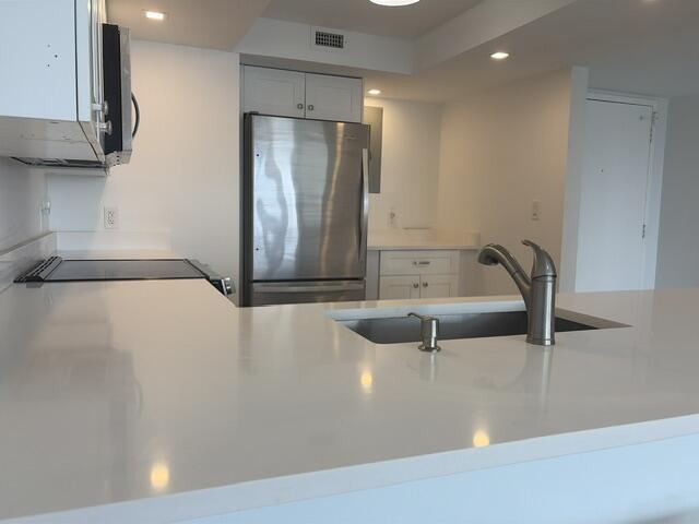 3000 E Sunrise #17F Fort Lauderdale, FL 33304