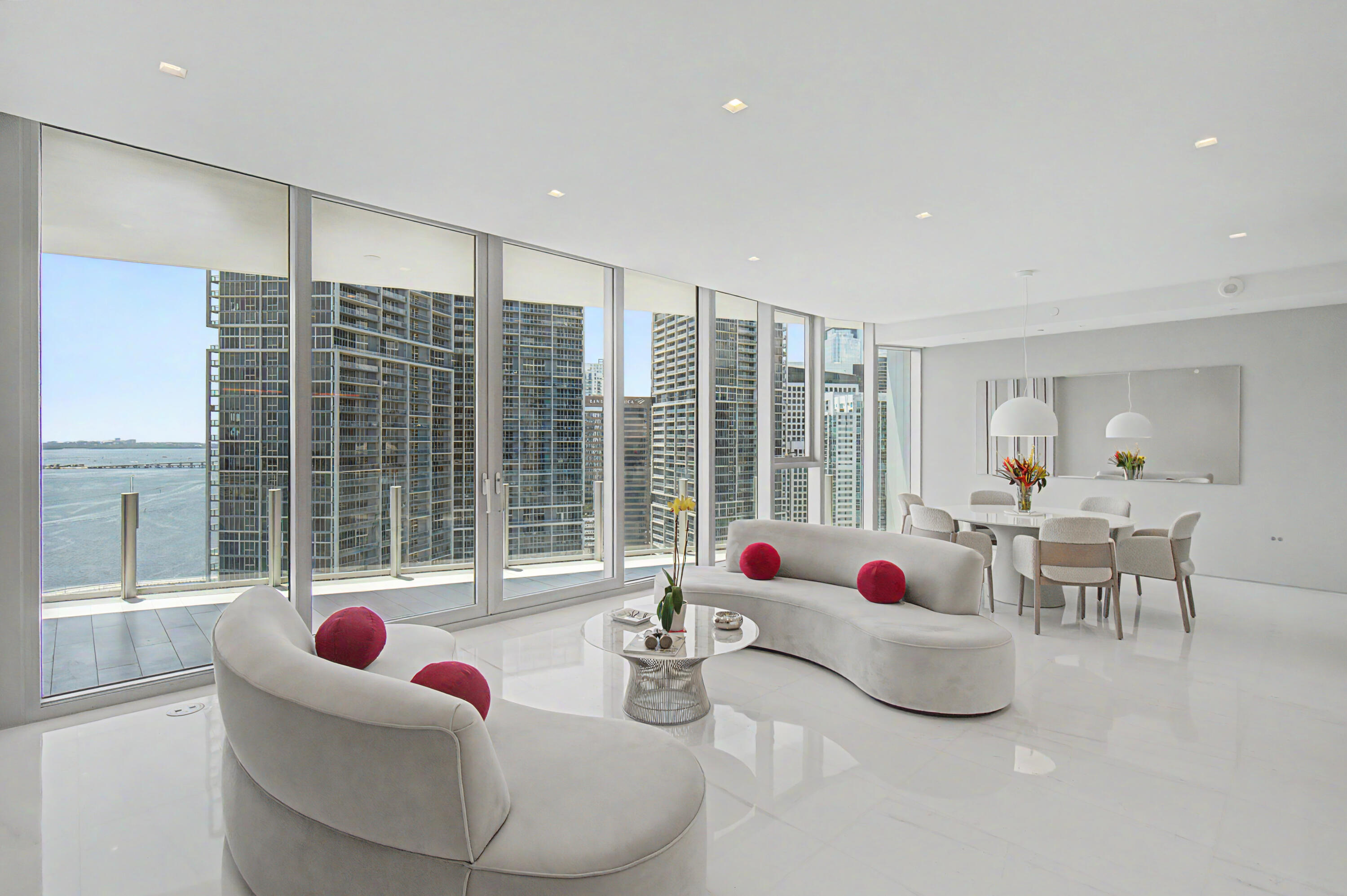 300 Biscayne Blvd Way #3306
