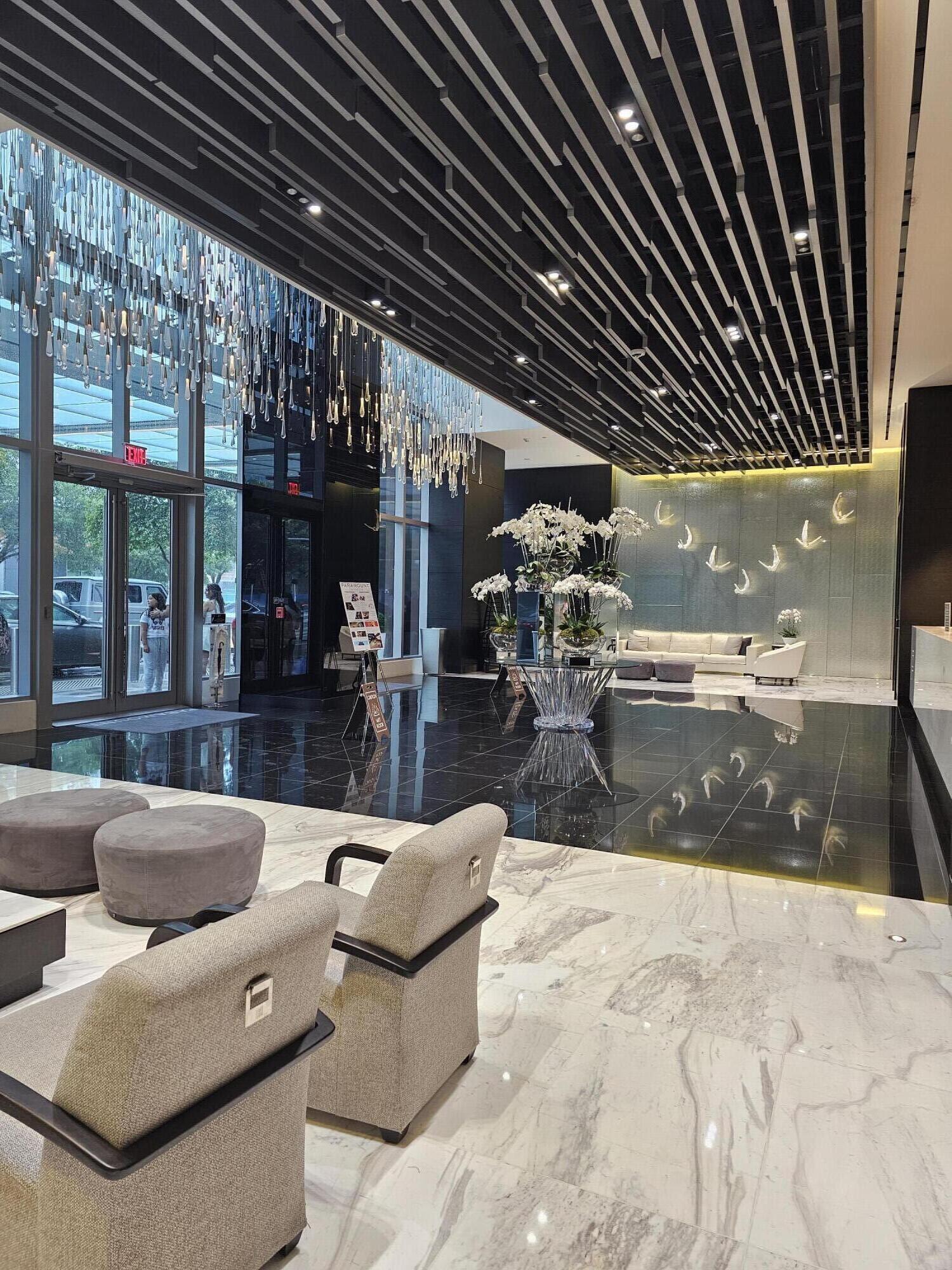 image Paramount Miami Worldcenter1