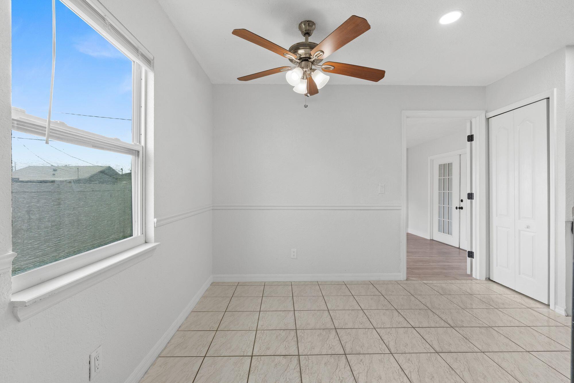365 16th St Vero Beach, FL 32962