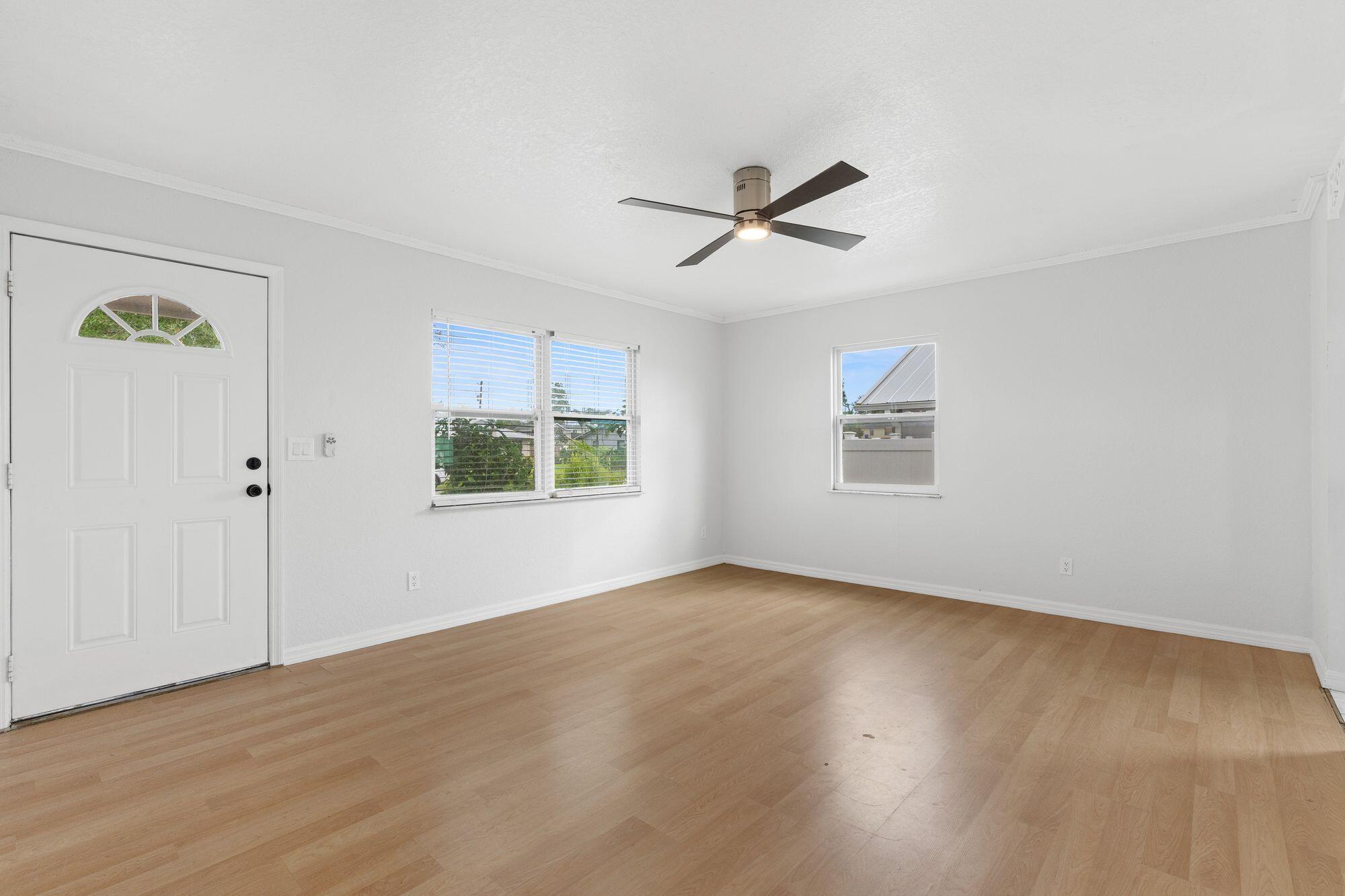 365 16th St Vero Beach, FL 32962