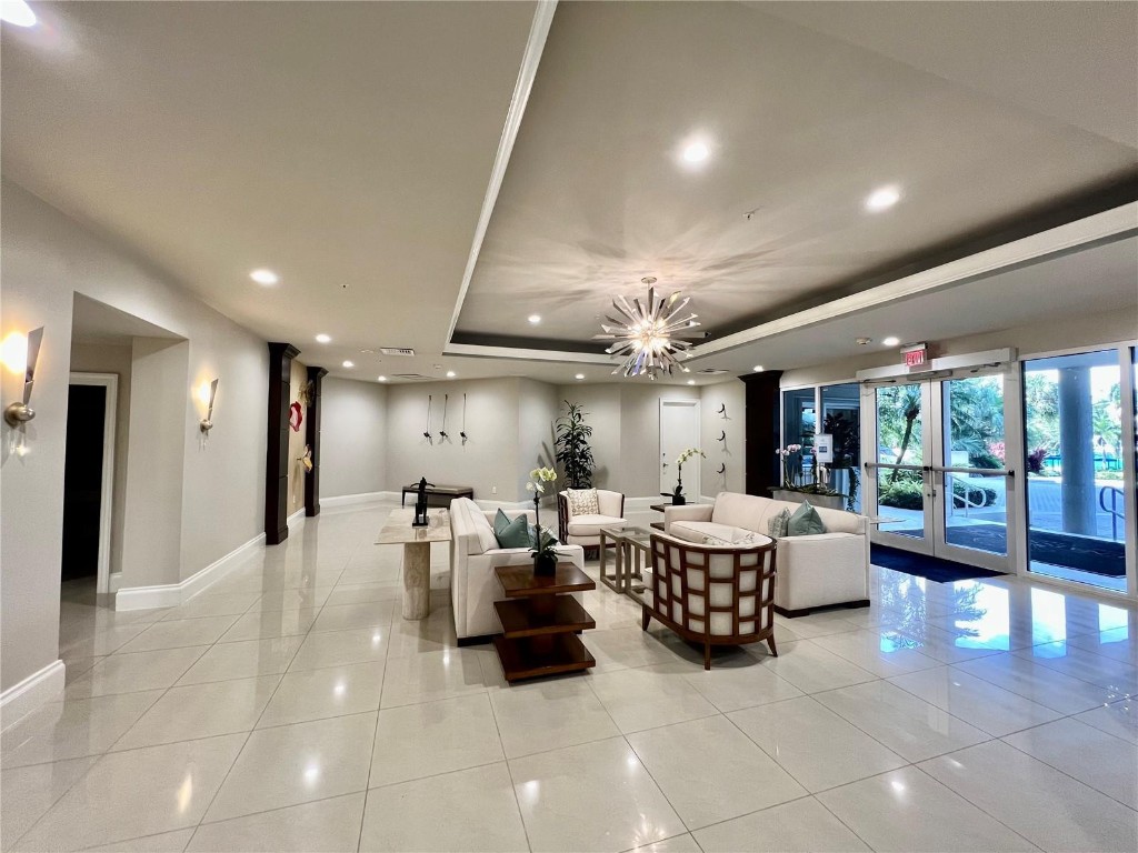 6001 N Ocean Dr #706 Hollywood, FL 33019