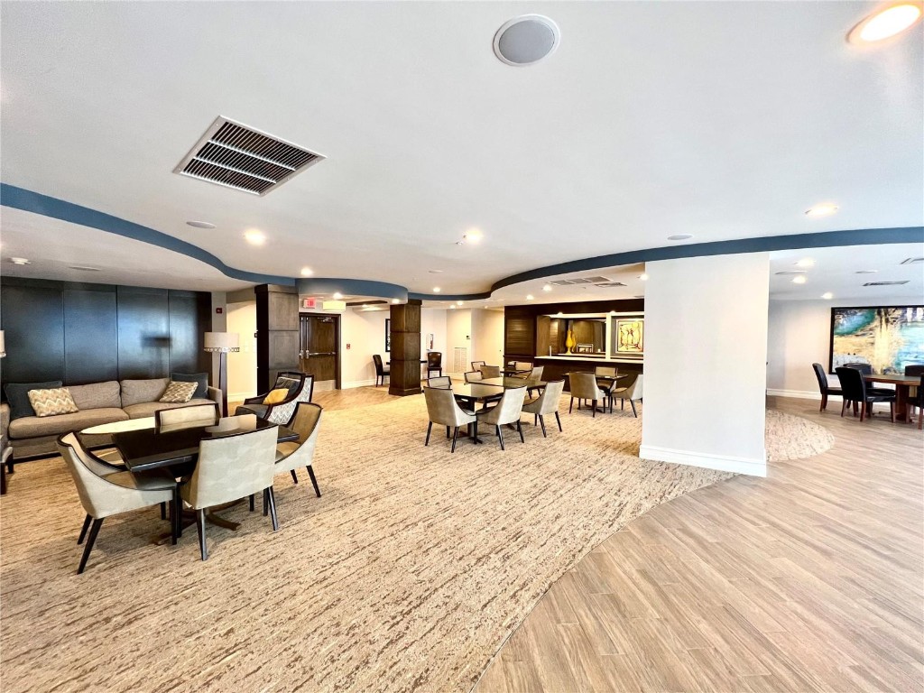 6001 N Ocean Dr #706 Hollywood, FL 33019