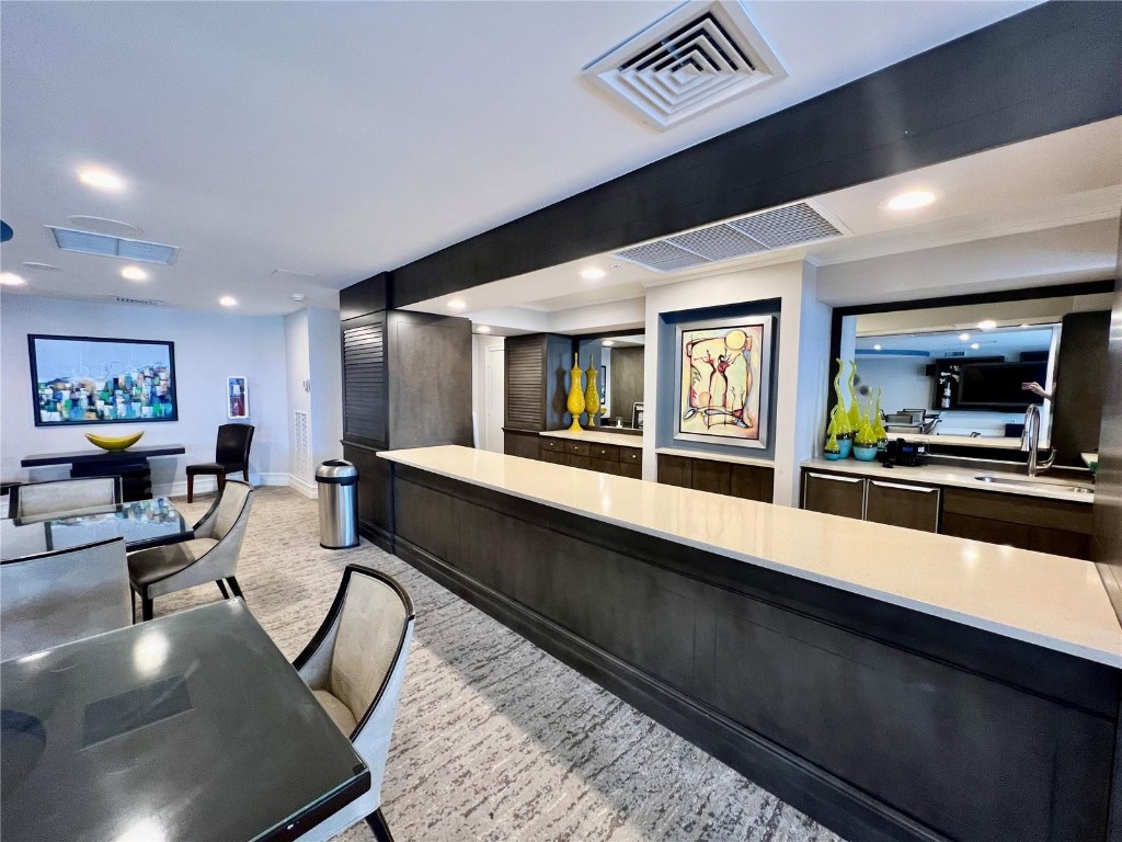 6001 N Ocean Dr #706 Hollywood, FL 33019