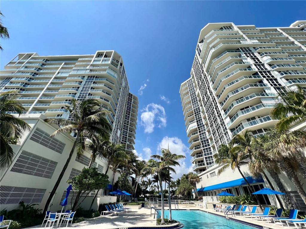 6001 N Ocean Dr #706 Hollywood, FL 33019