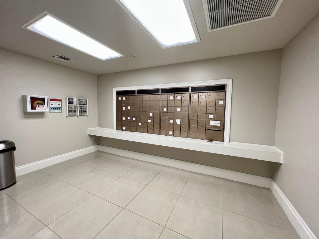 6001 N Ocean Dr #706 Hollywood, FL 33019