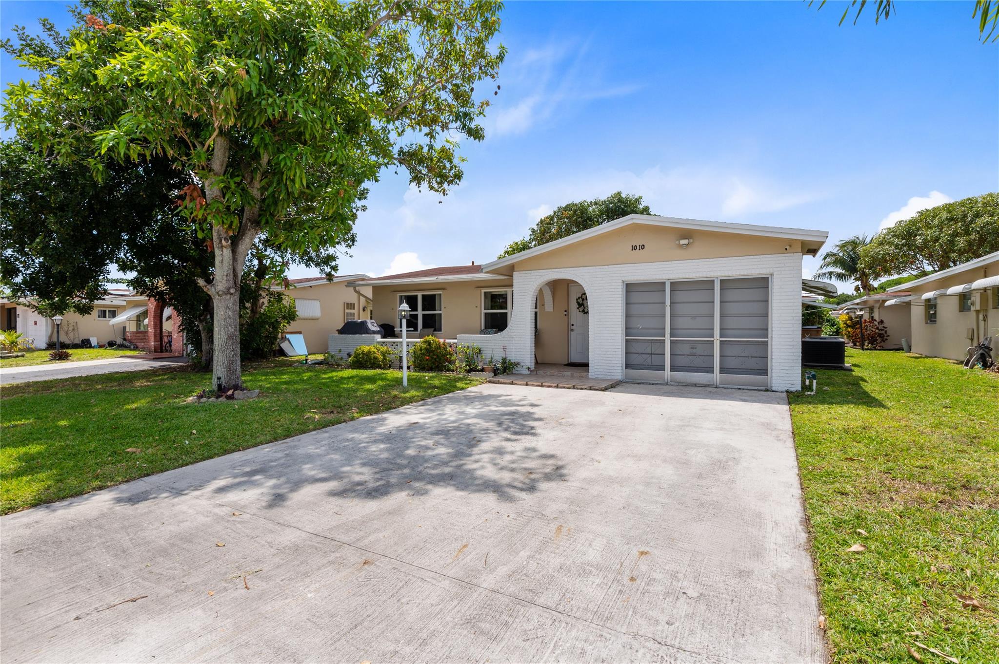 1010 NW 49th Ct