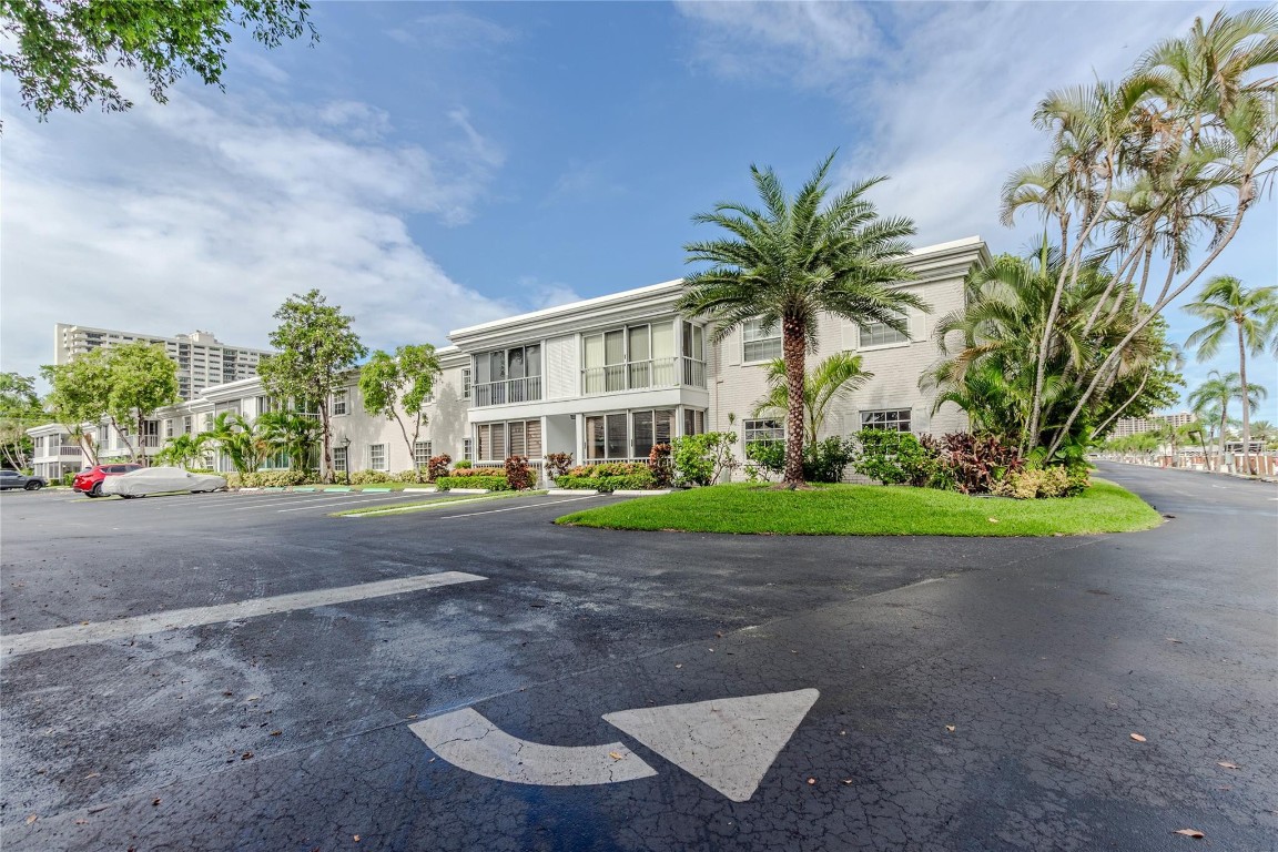 6437 Bay Clb Dr #3 Fort Lauderdale, FL 33308