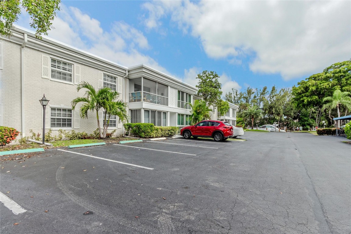 6437 Bay Clb Dr #3 Fort Lauderdale, FL 33308
