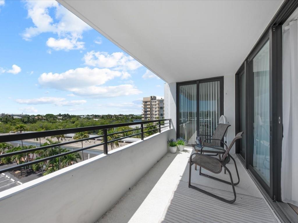 3589 S Ocean Blvd #507