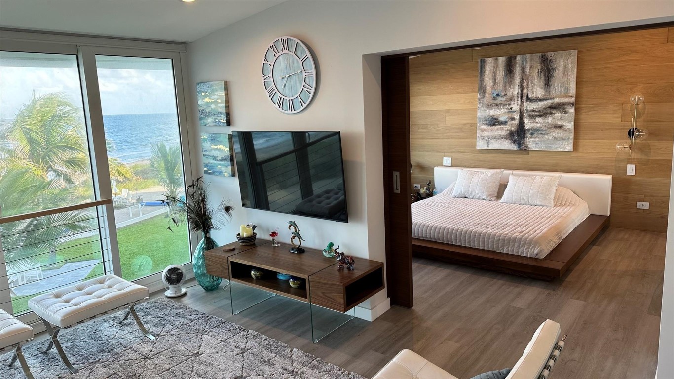 1041 Hillsboro Mile #3 Hillsboro Beach, FL 33062