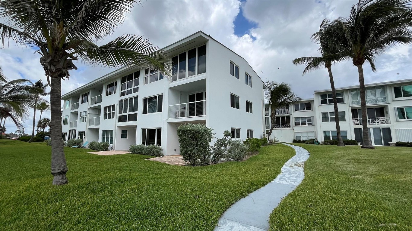 1041 Hillsboro Mile #3 Hillsboro Beach, FL 33062
