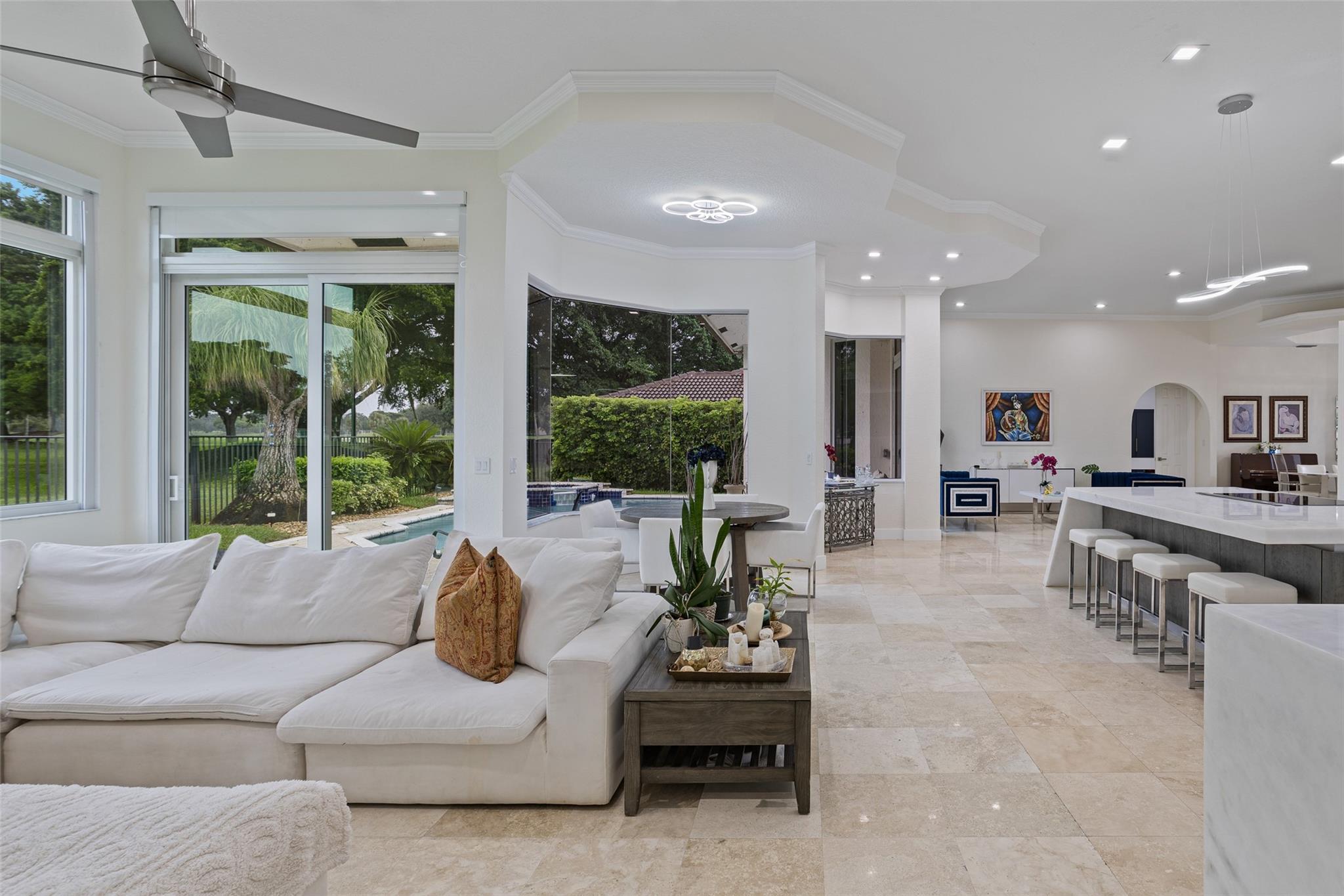 2534 Golf Vw Dr Weston, FL 33327