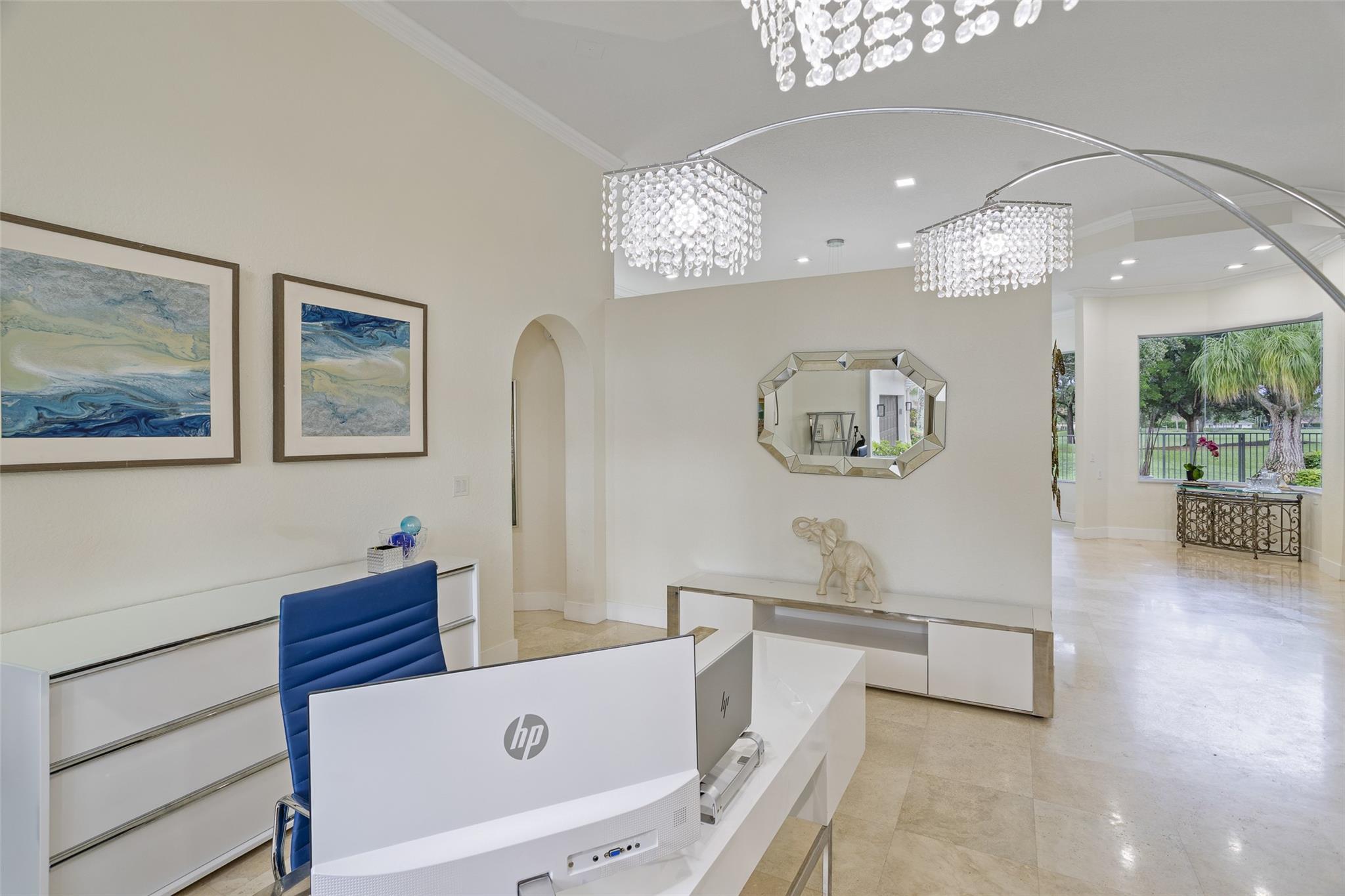 2534 Golf Vw Dr Weston, FL 33327